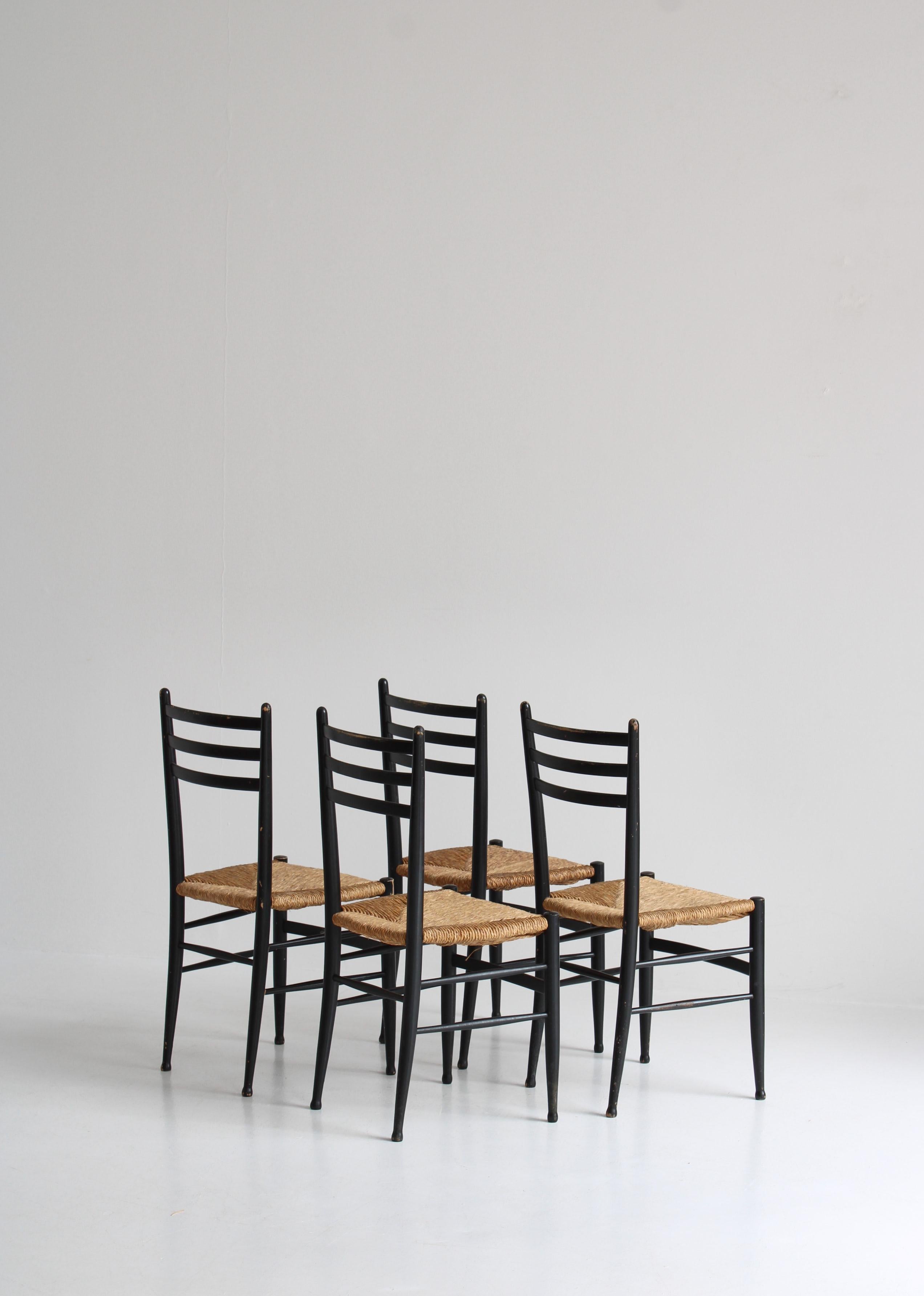 Mid-Century Modern Set of 4 Black Dining Chairs Woven Seagrass Chairs by Gessef, Italy, 1960s