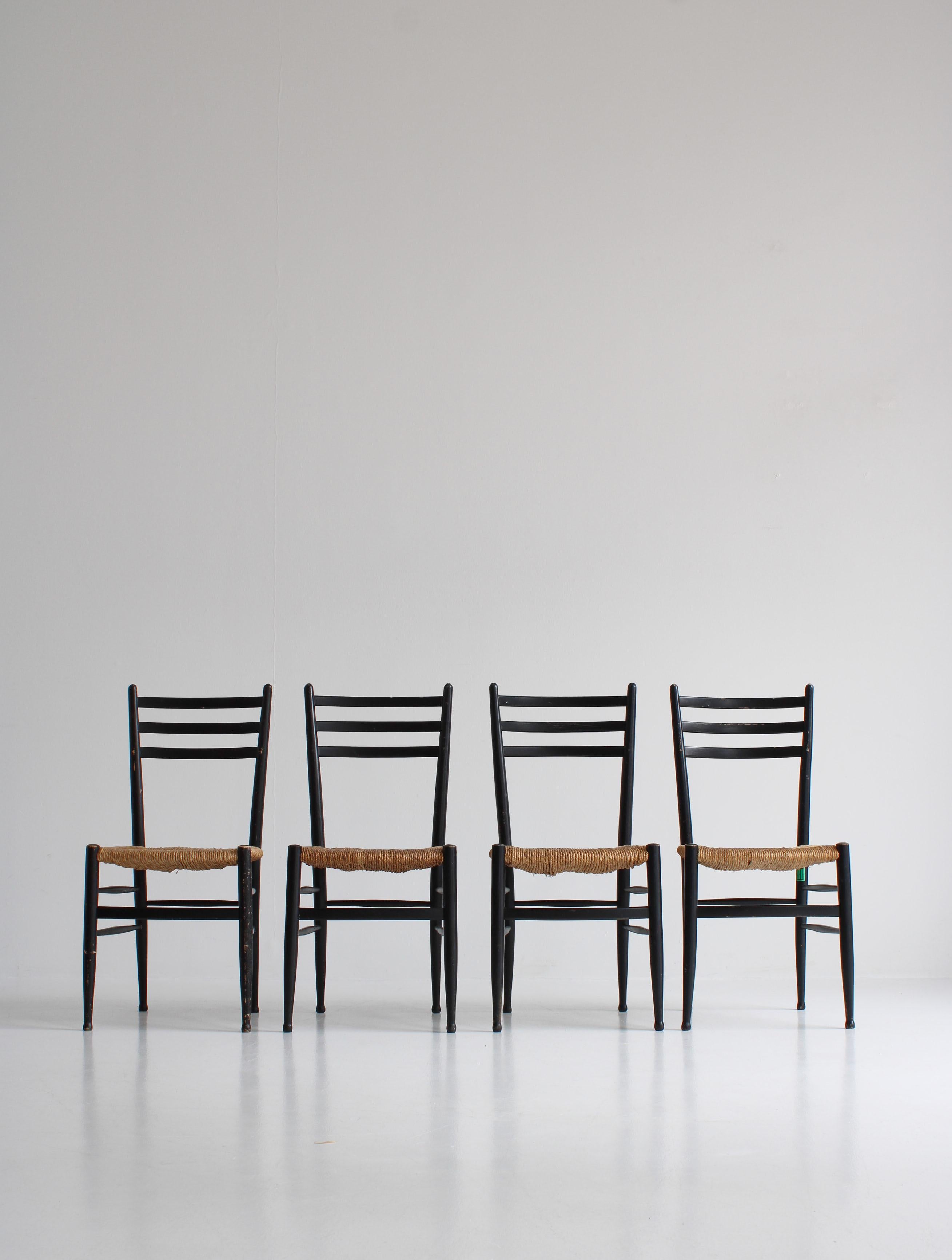 Mid-20th Century Set of 4 Black Dining Chairs Woven Seagrass Chairs by Gessef, Italy, 1960s