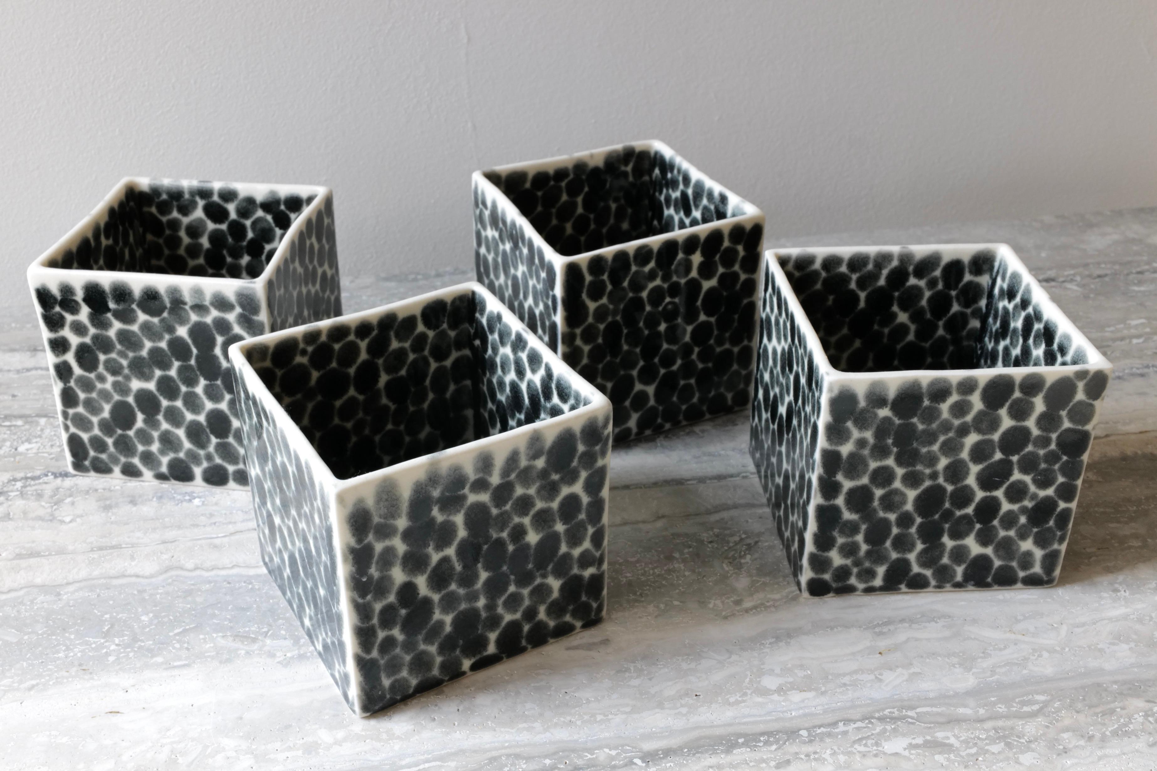 Set of 4 Black Dots Porcelain Cubes by Lana Kova For Sale 5