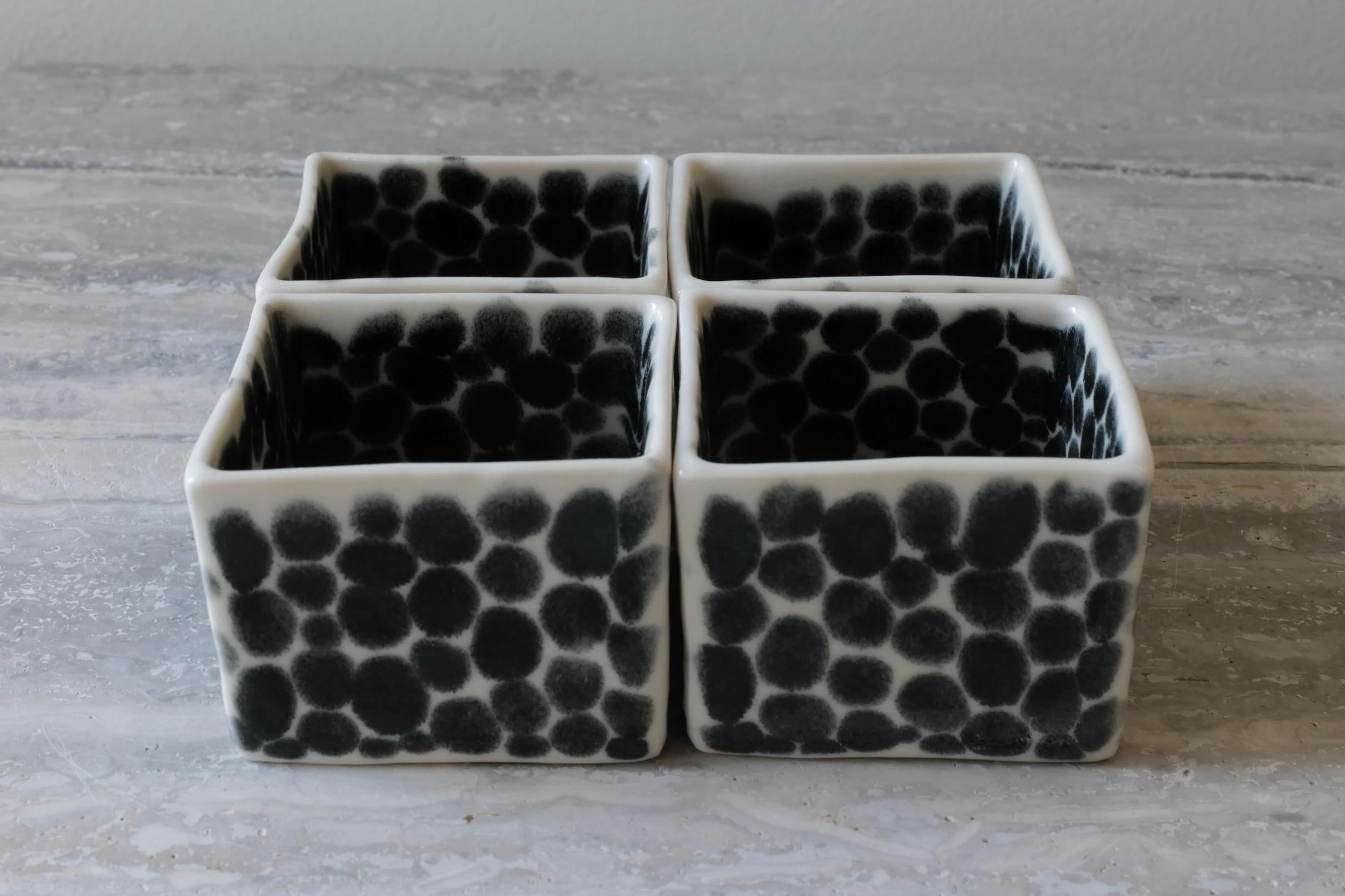 Minimalist Set of 4 Black Dots Porcelain Small Cubes by Lana Kova For Sale
