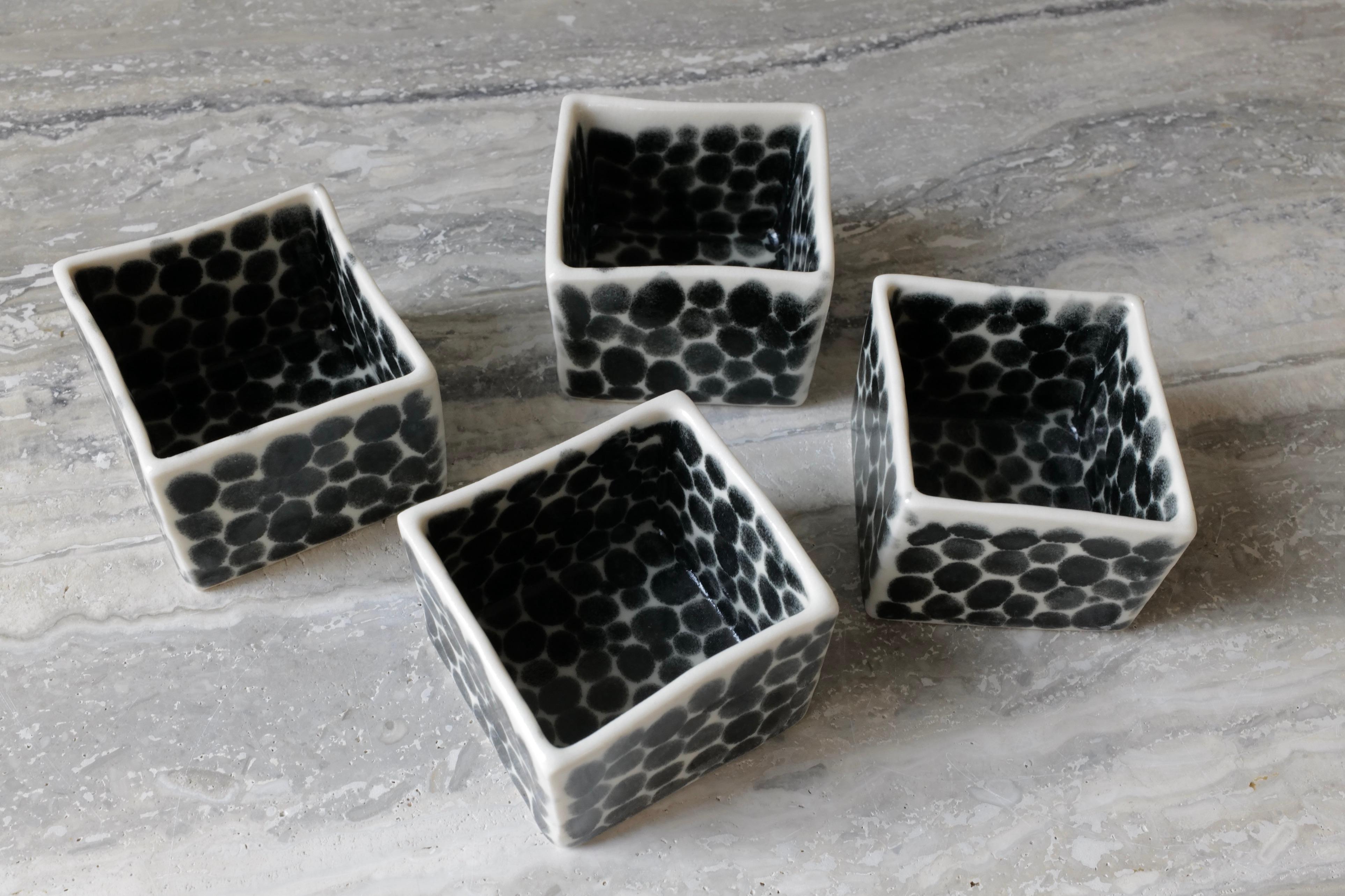 Contemporary Set of 4 Black Dots Porcelain Small Cubes by Lana Kova For Sale