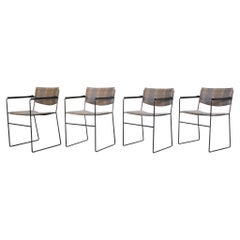 Lot de 4 fauteuils "DLA/DSA" pour Arco avec cadre noir et dossier en bouleau