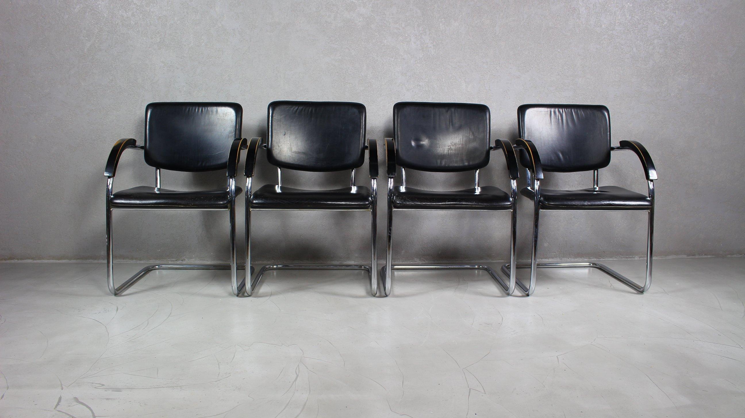 Bauhaus Set of 4 Black Leather and Chrome Armchairs For Sale