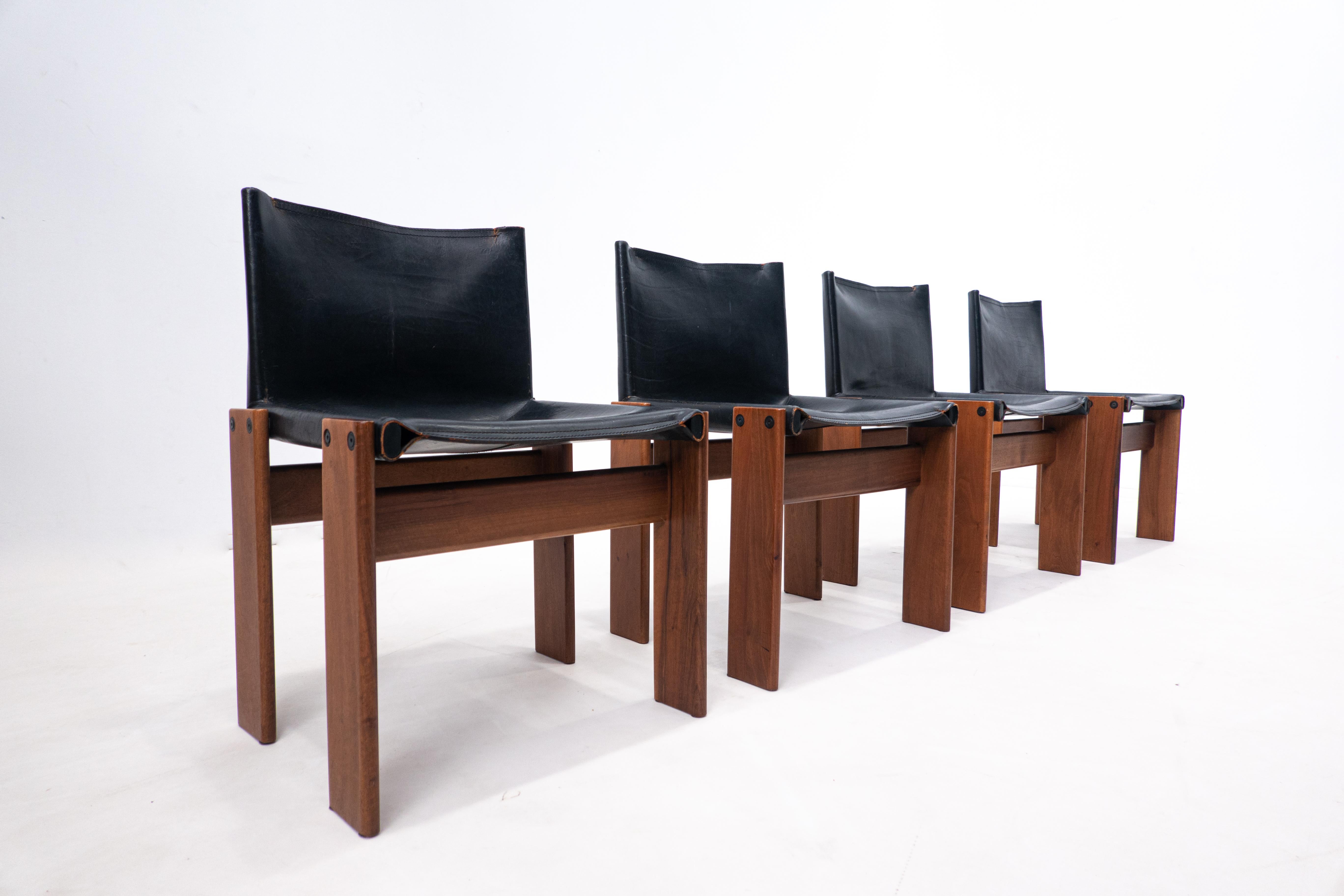 Mid-Century Modern Set of 4 Black Leather Chairs Model 