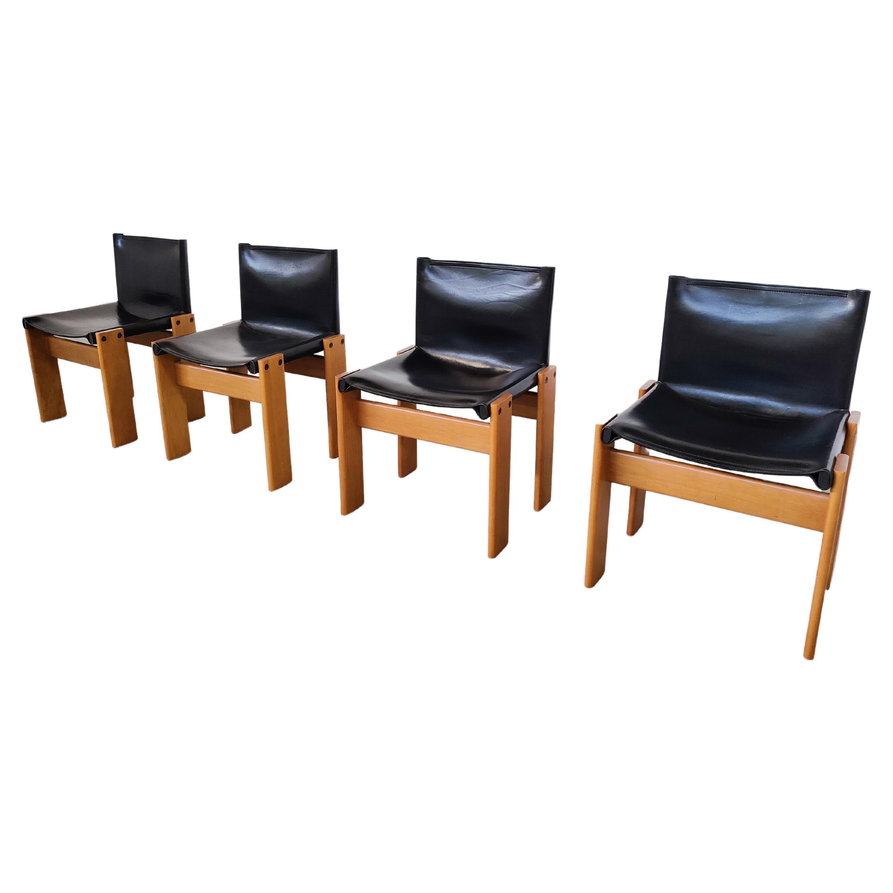 Set of 4 Black Leather Chairs Model "Monk" by Afra and Tobia Scarpa for Molteni For Sale