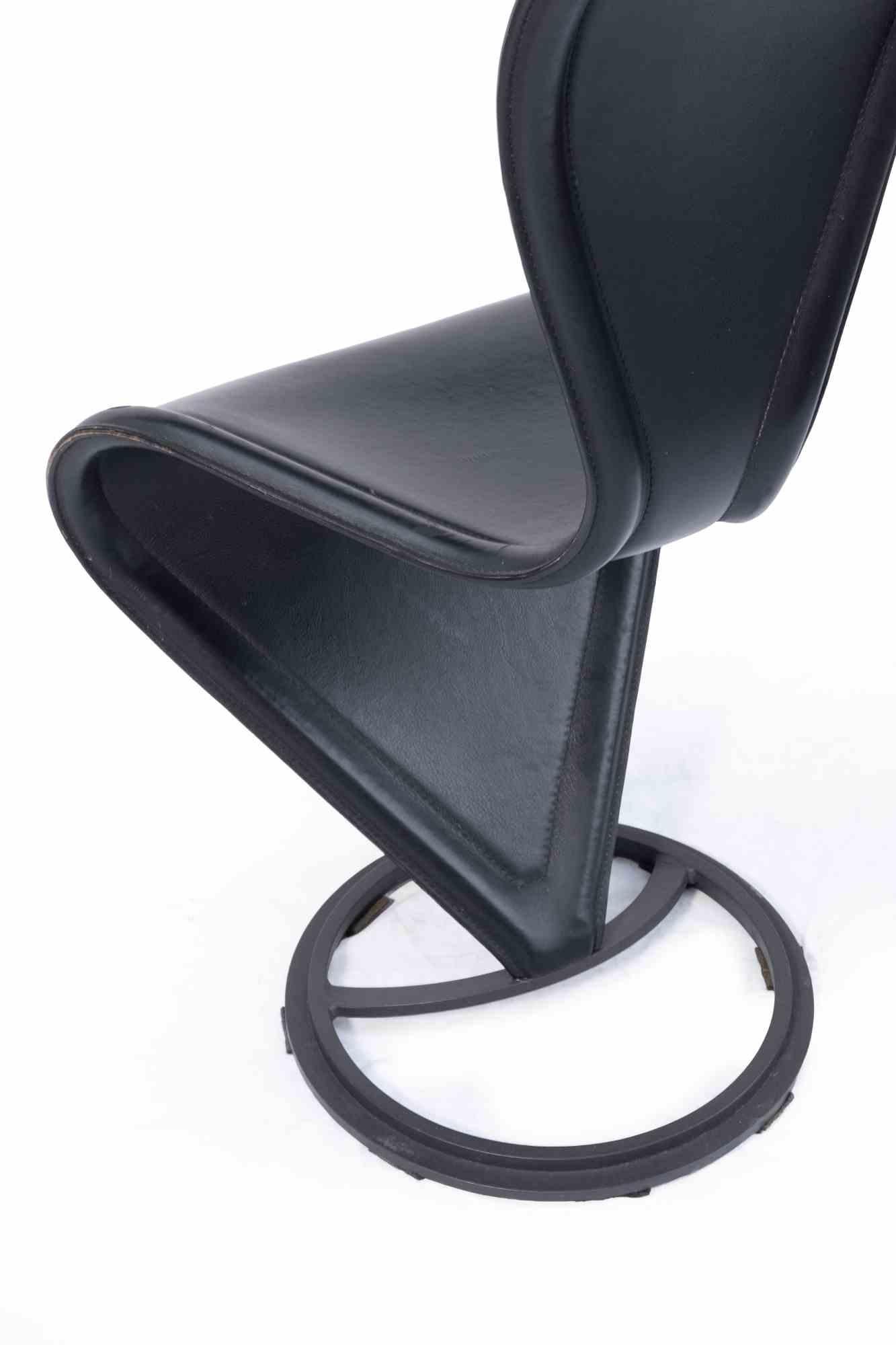 Un sorprendente set di quattro sedie 