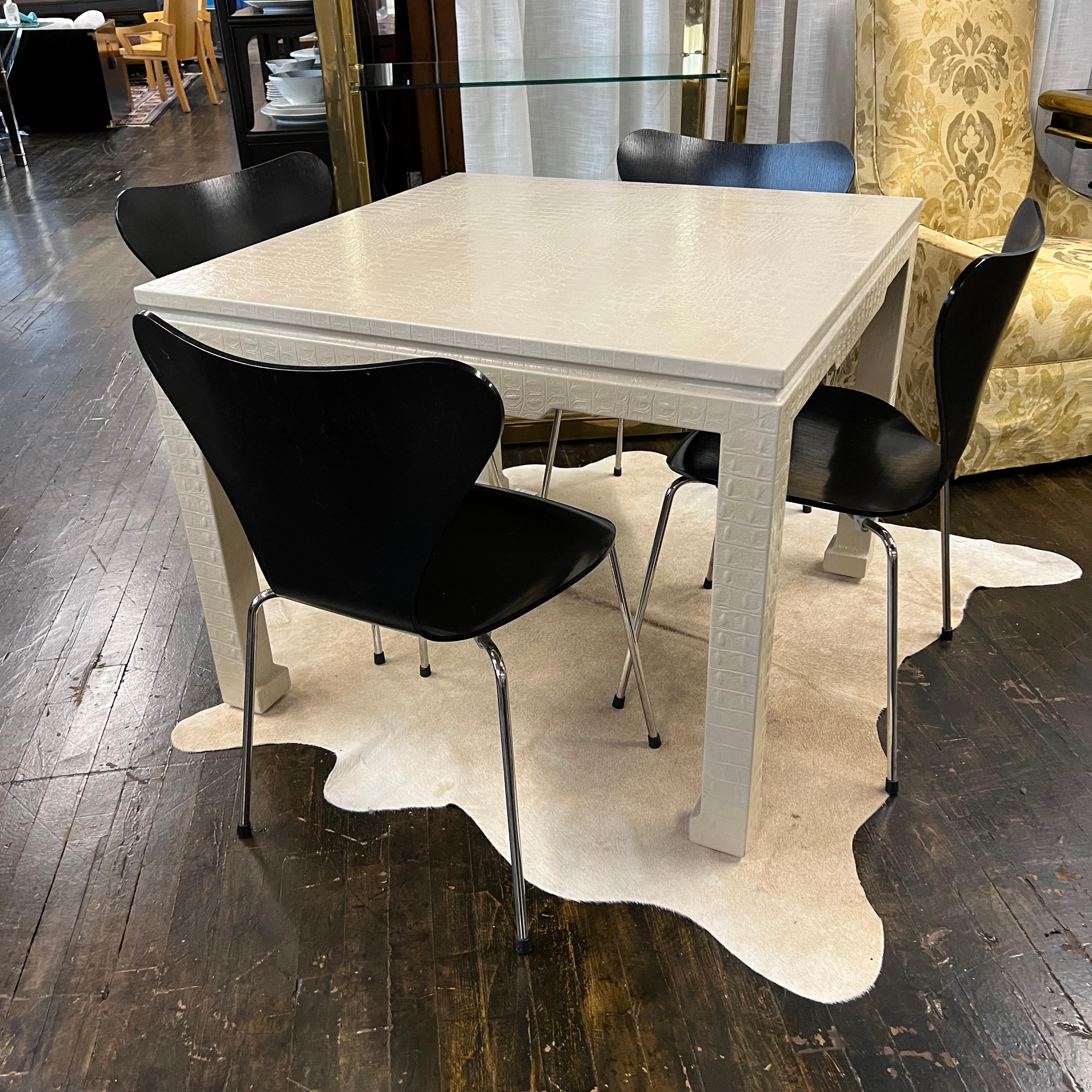 Ensemble de 4 chaises noires Series 7 d'Arne Jacobsen pour Fritz Hansen en vente 2