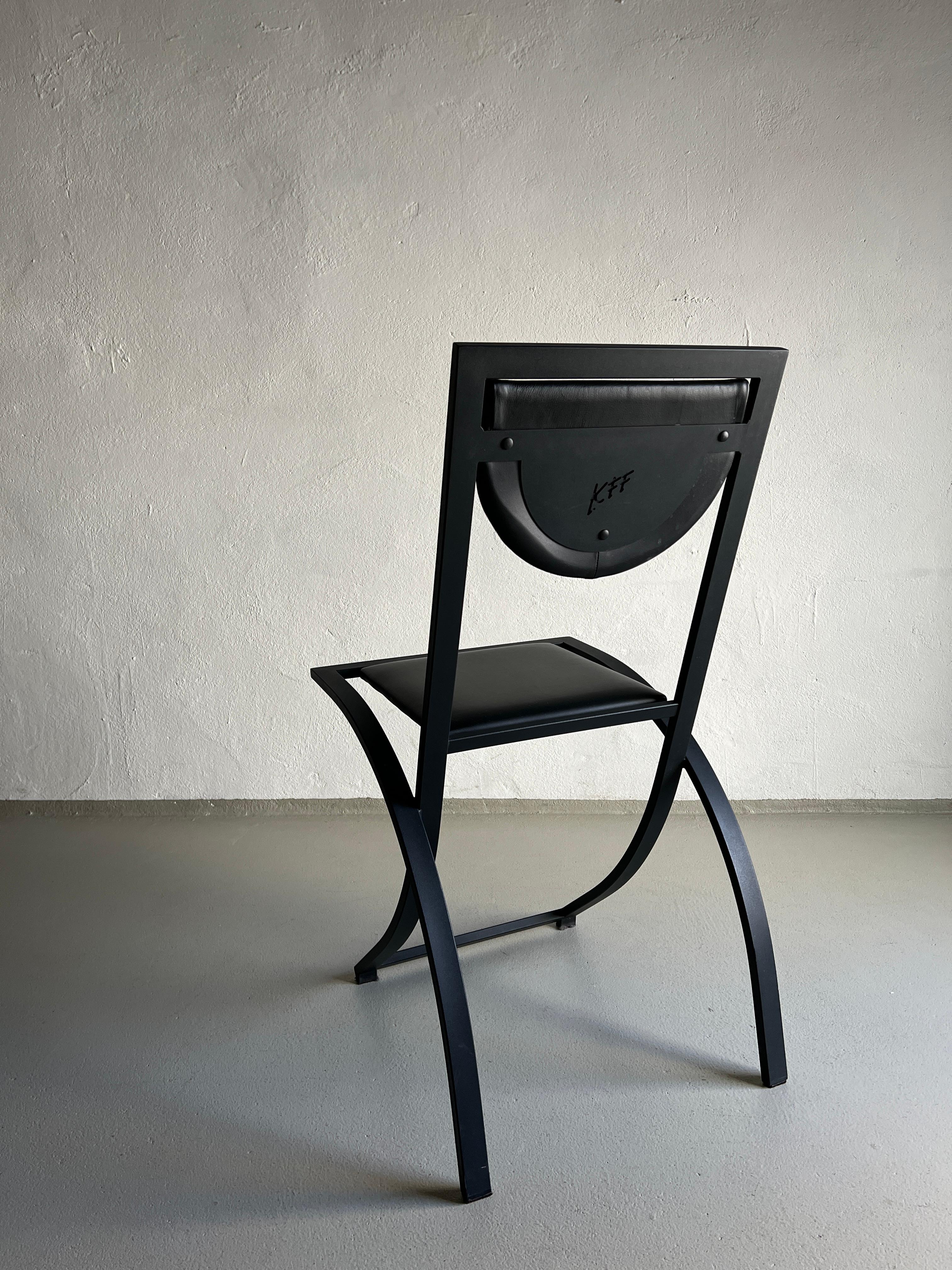 Ensemble de 4 chaises noires à sinus par Karl Friedrich Förster, Allemagne, années 1990 en vente 2