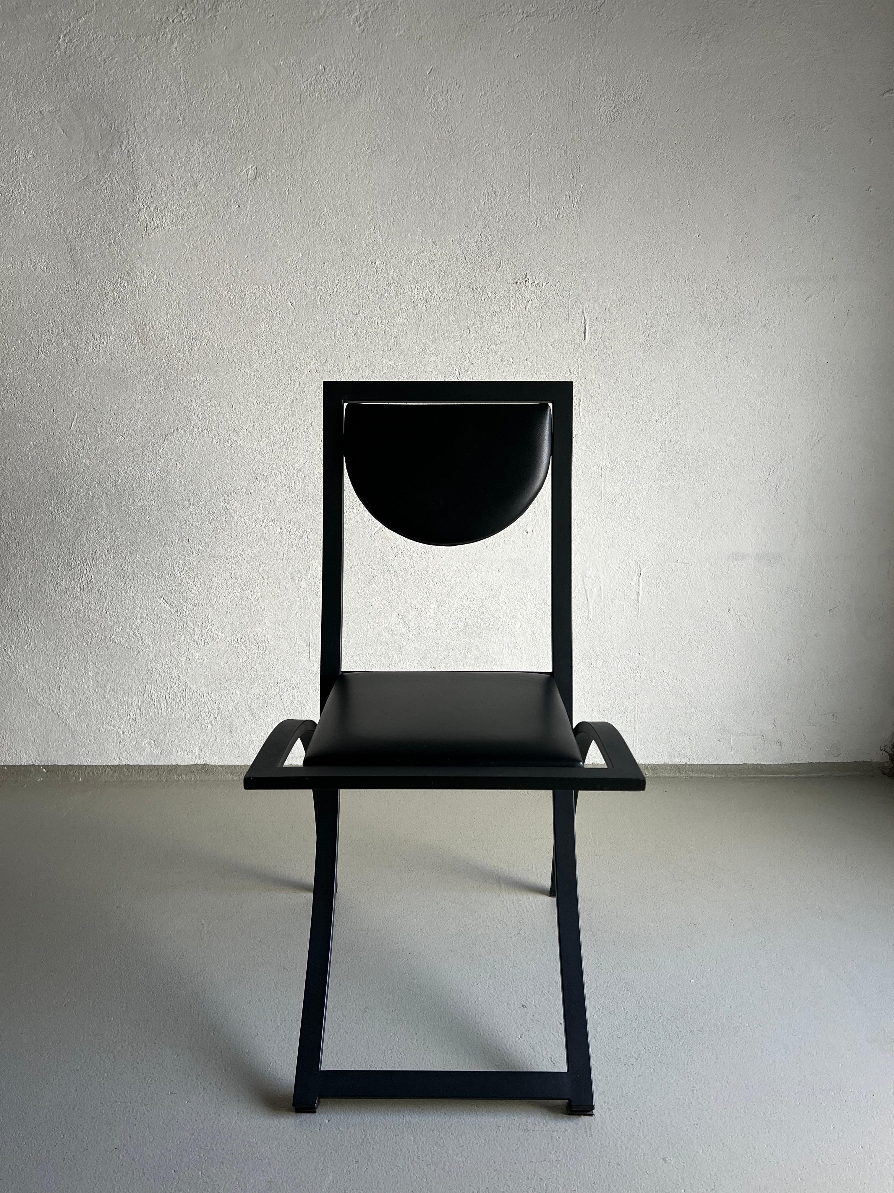 Ensemble de 4 chaises noires à sinus par Karl Friedrich Förster, Allemagne, années 1990 en vente 3