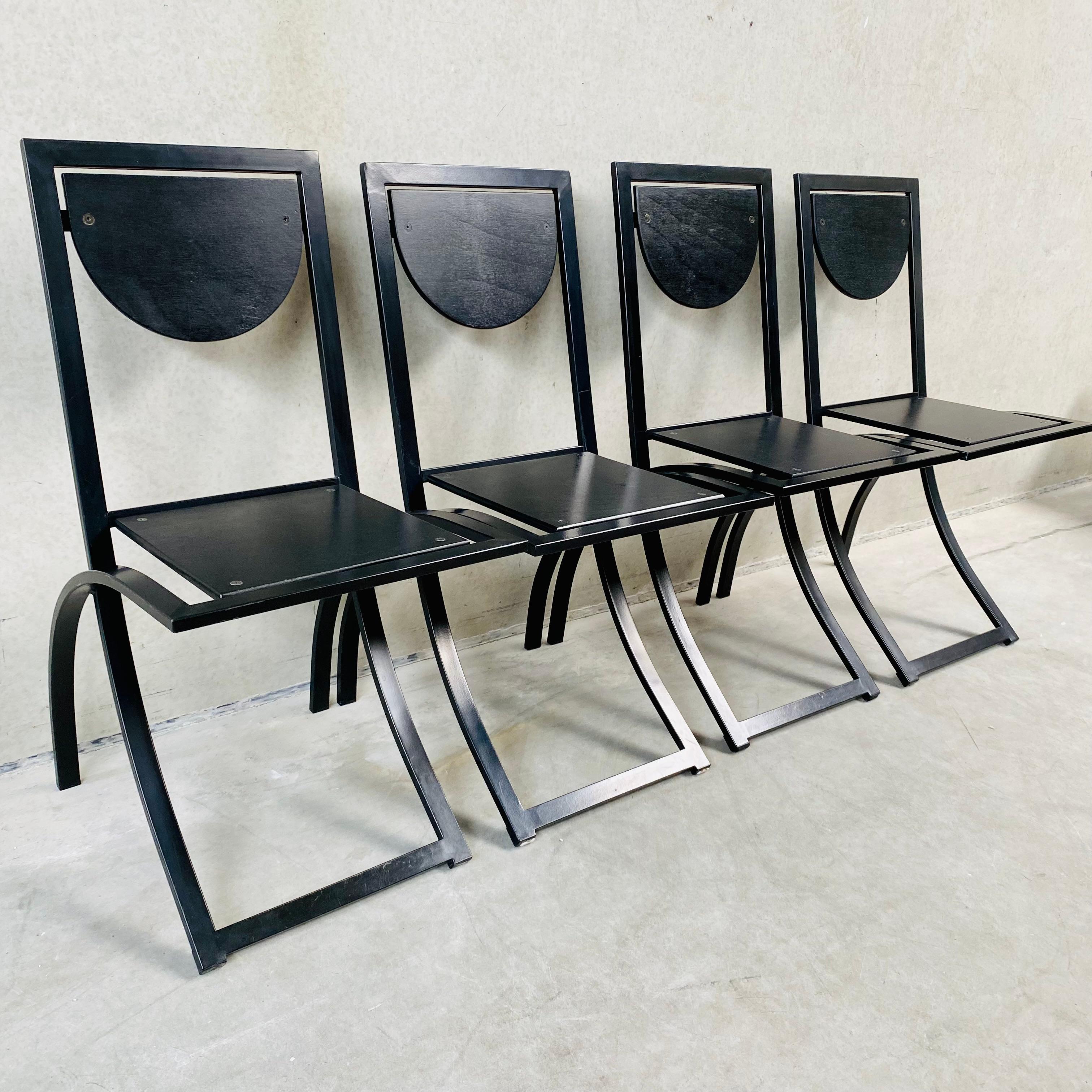 Allemand 4 x Chaises de salle à manger en chêne fumé noir KFF par Karl Friedrich Förster 1980 en vente
