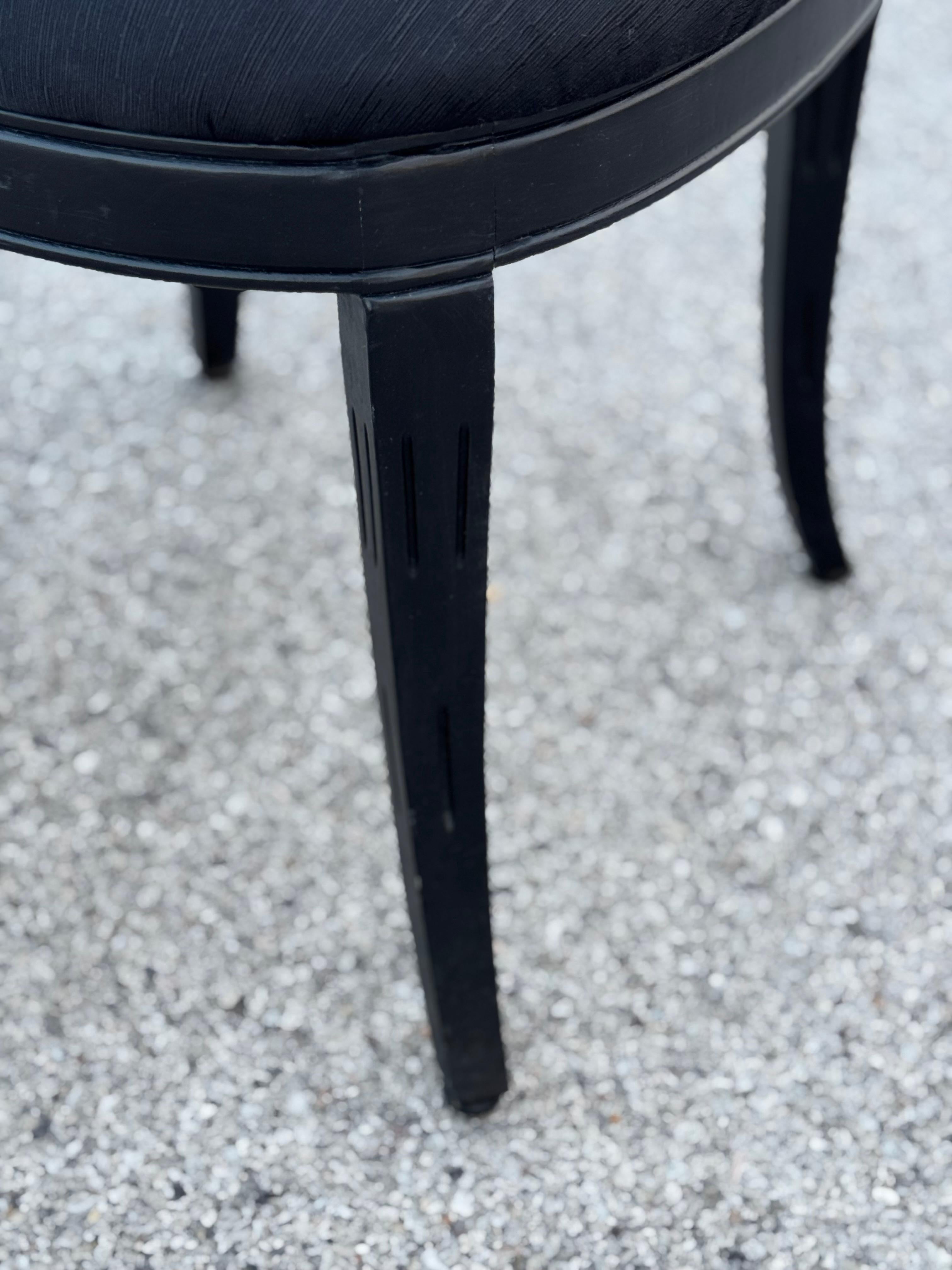 Upholstery Set of 4 Black Venetian Grotto Style Scalloped Wood Shell Back Dining Chairs 70s