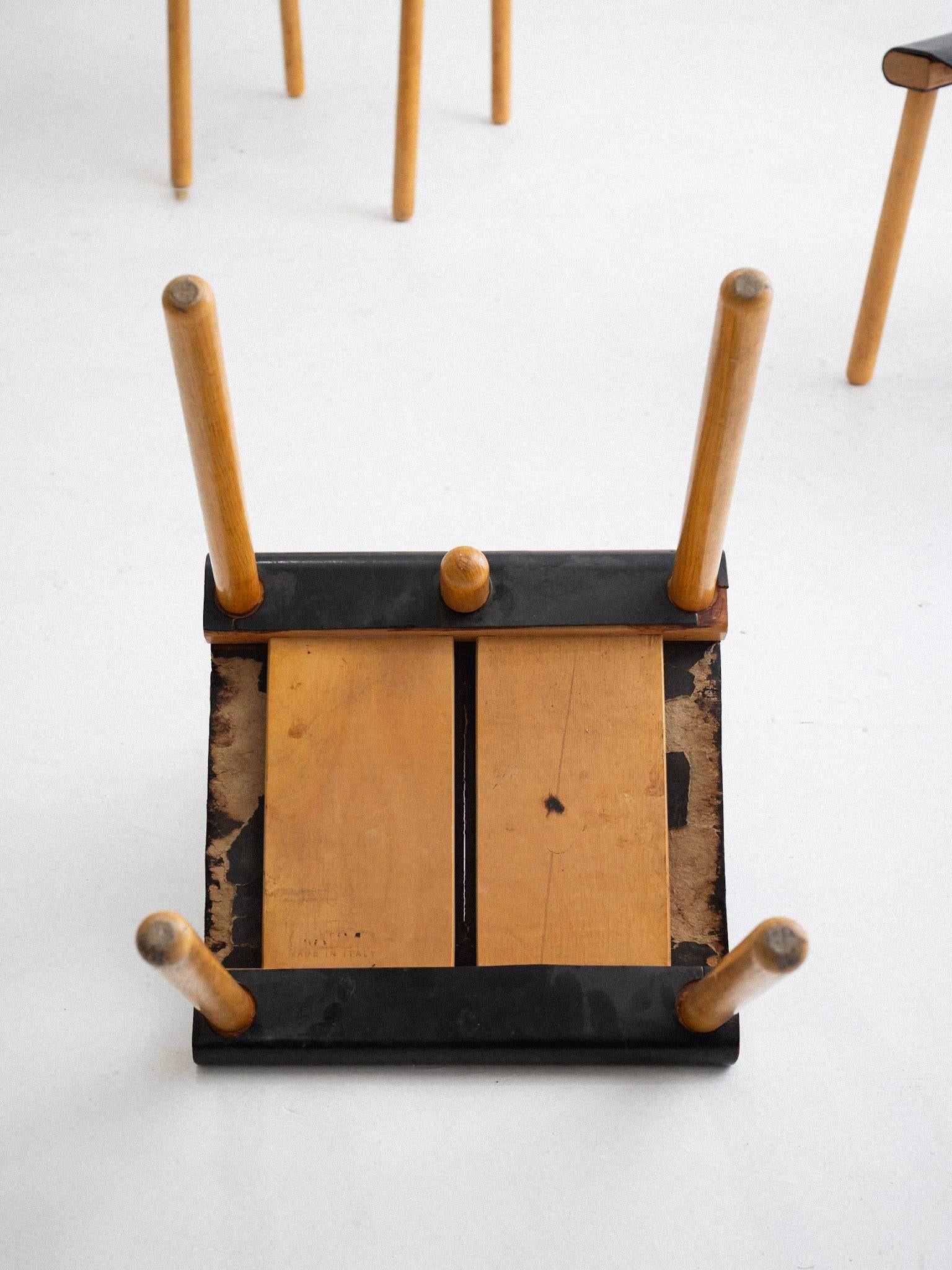 Set of 4 Blonde Circle Back and Leather Seat Chairs For Sale 6
