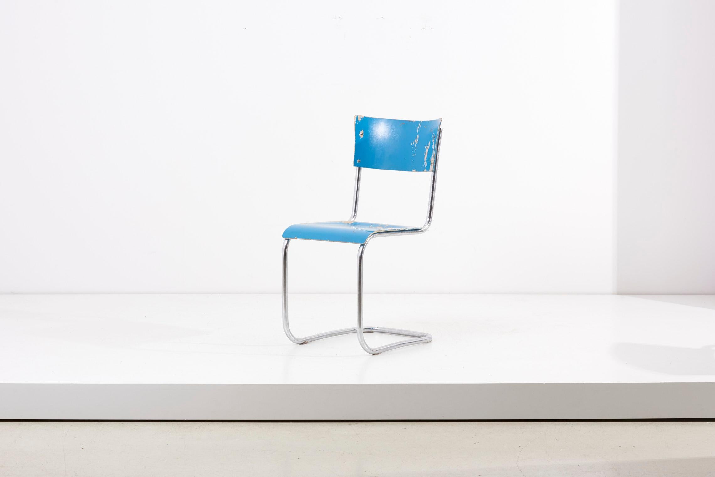 Ensemble de 4 chaises en porte-à-faux bleu B43 de Mart Stam pour Thonet, Allemagne, années 1930 en vente 1