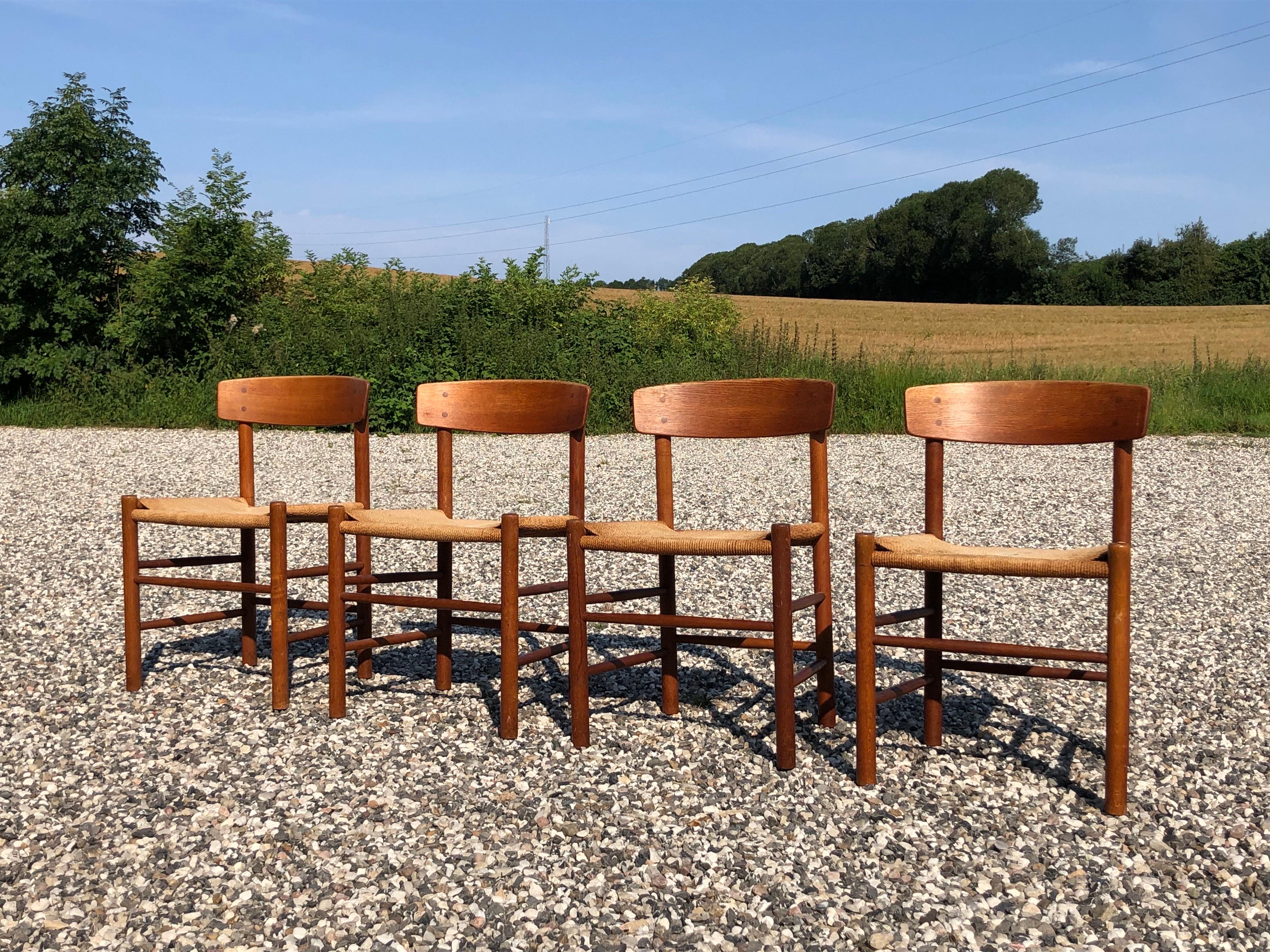 Set of 4 Boerge Mogensen J39 oak dining-chairs. 