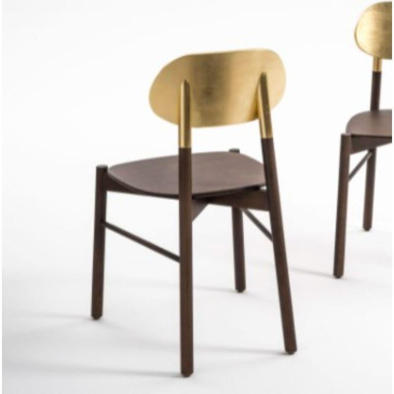 Ensemble de 4 chaises Bokken, structure en hêtre teinté, feuilles d'or  par Colé Italia Neuf - En vente à Geneve, CH