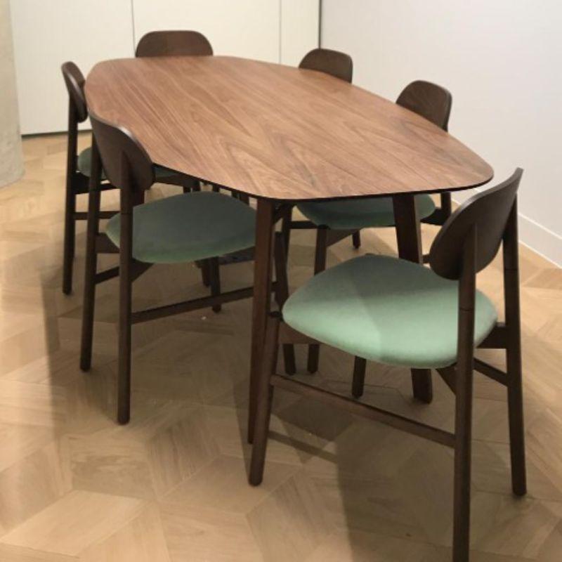 XXIe siècle et contemporain Lot de 4, chaise tapissée Bokken, Beeche & Marin, Ottanio by Colé Italia en vente