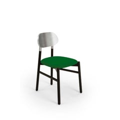 Ensemble de 4 chaises tapissées Bokken, noir et argent, Menta de Colé Italia