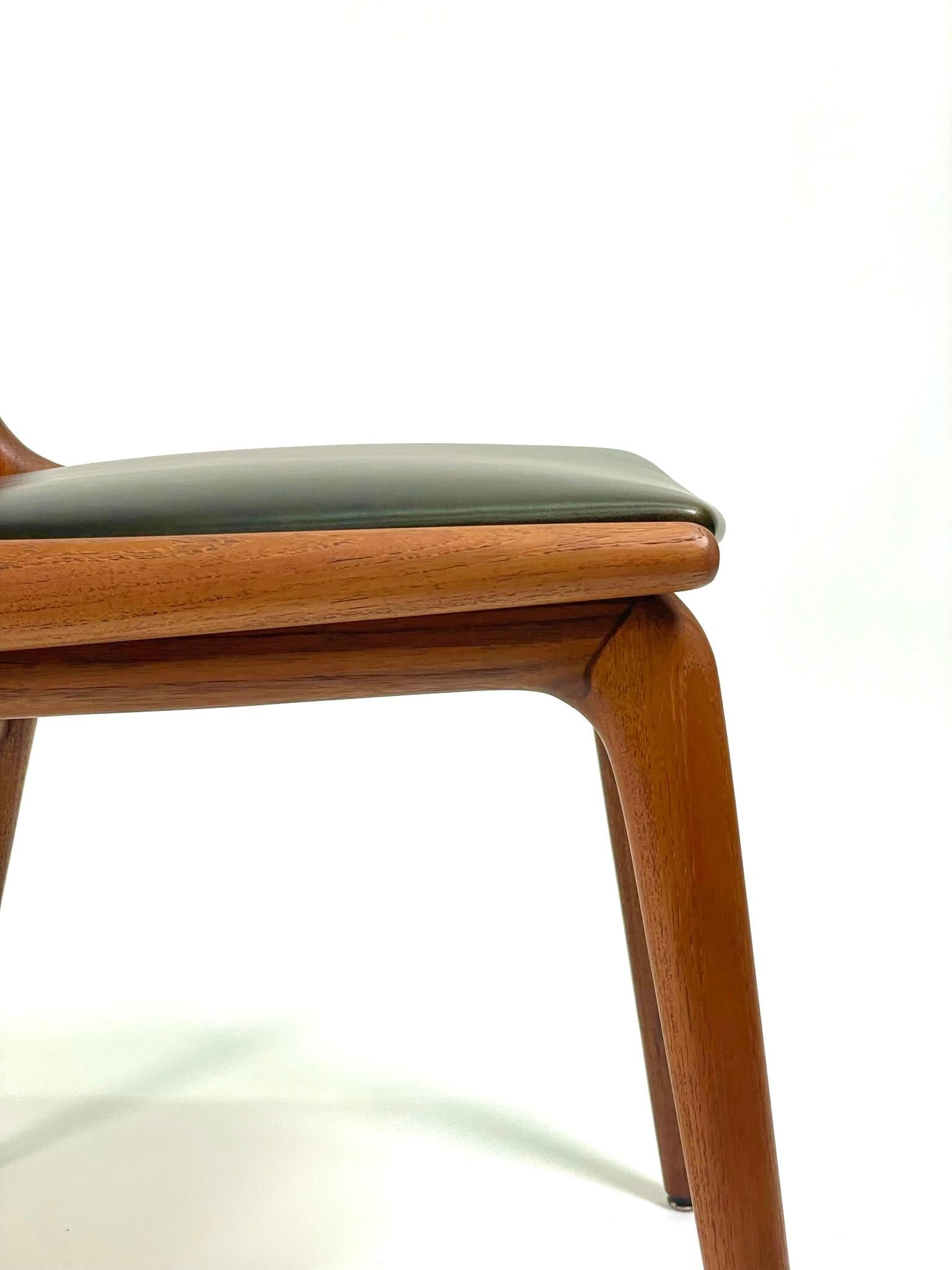 Leather Set of 4 Boomerang Dining Chairs by Alfred Christensen for Slagelse Møbelværk in