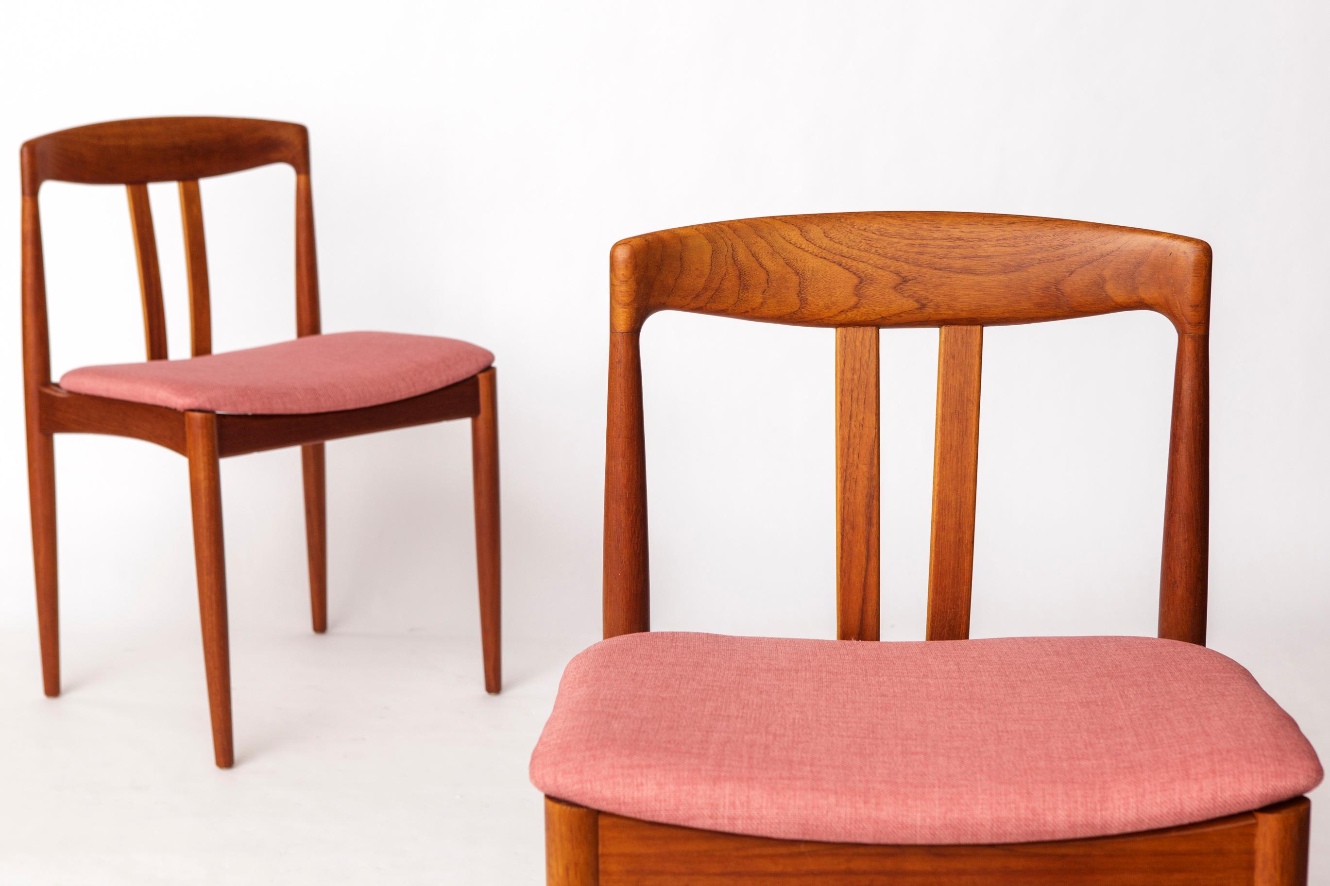 Set of 4 Bramin Teak Dining Chairs – Denmark 1960s – Pink Upholstery – Mid-Centu In Good Condition For Sale In Hannover, DE