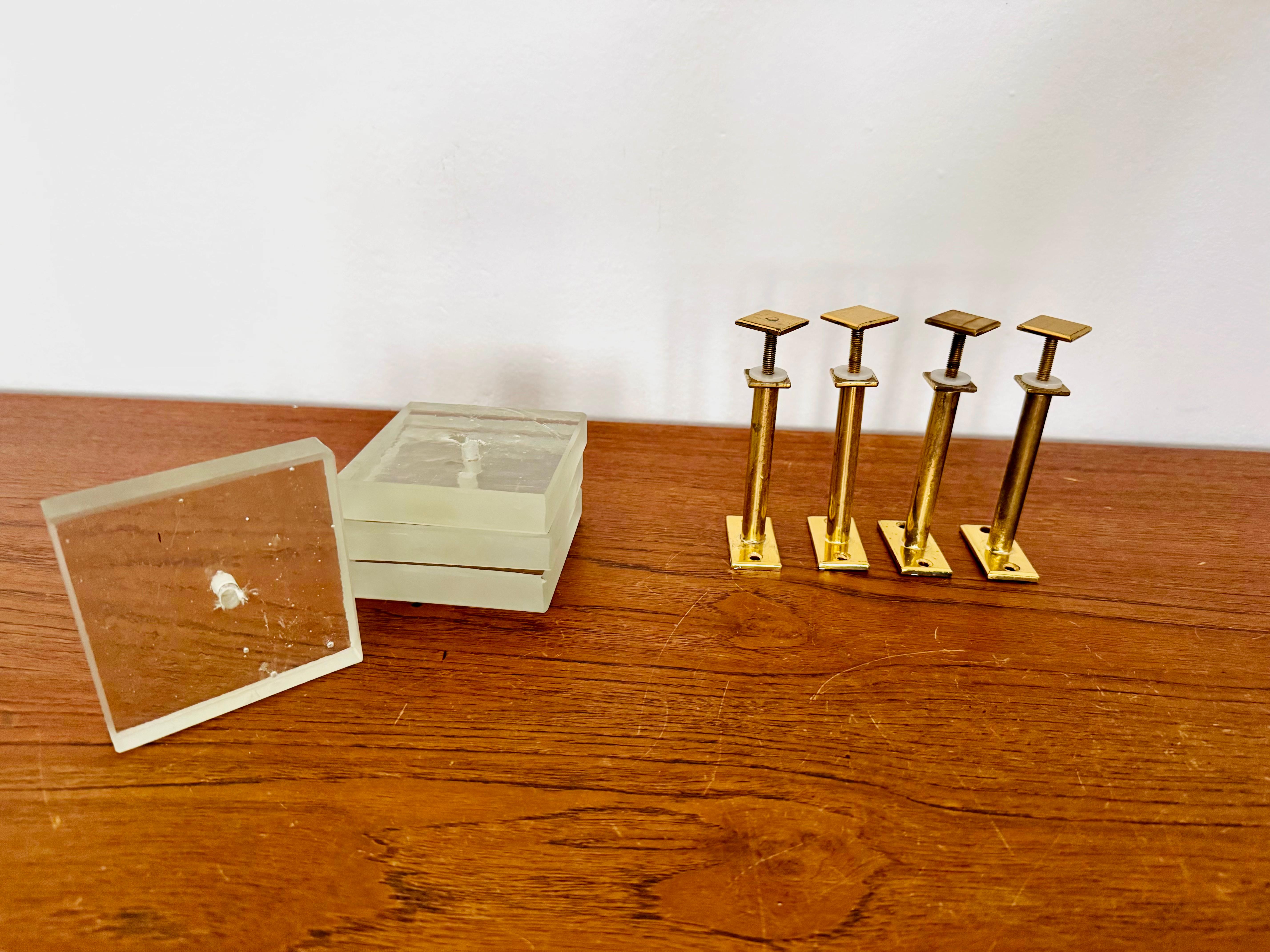 Set di 4 ganci per cappotti in ottone 3