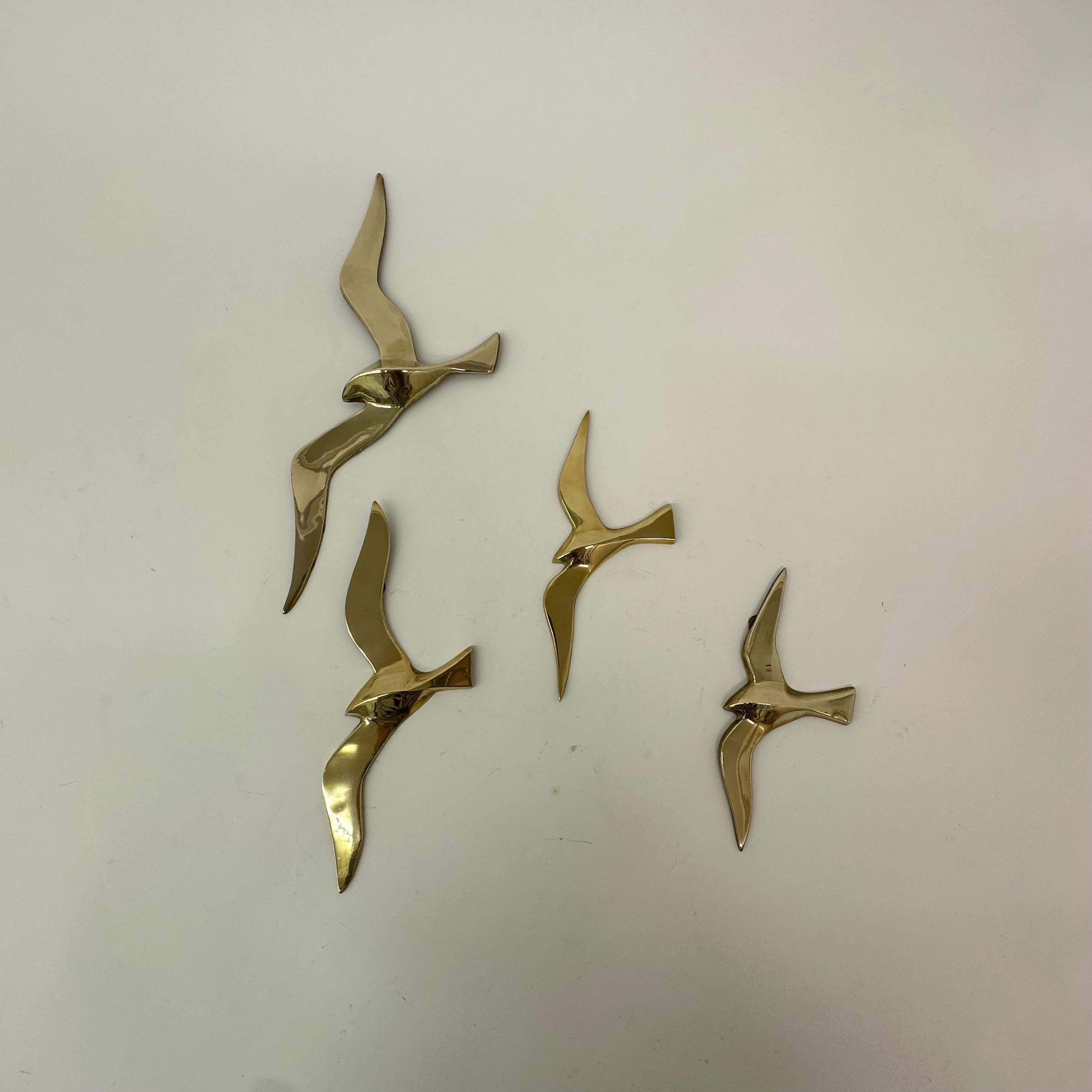 Set of 4 brass wall sculpture birds , 1970’s For Sale 3