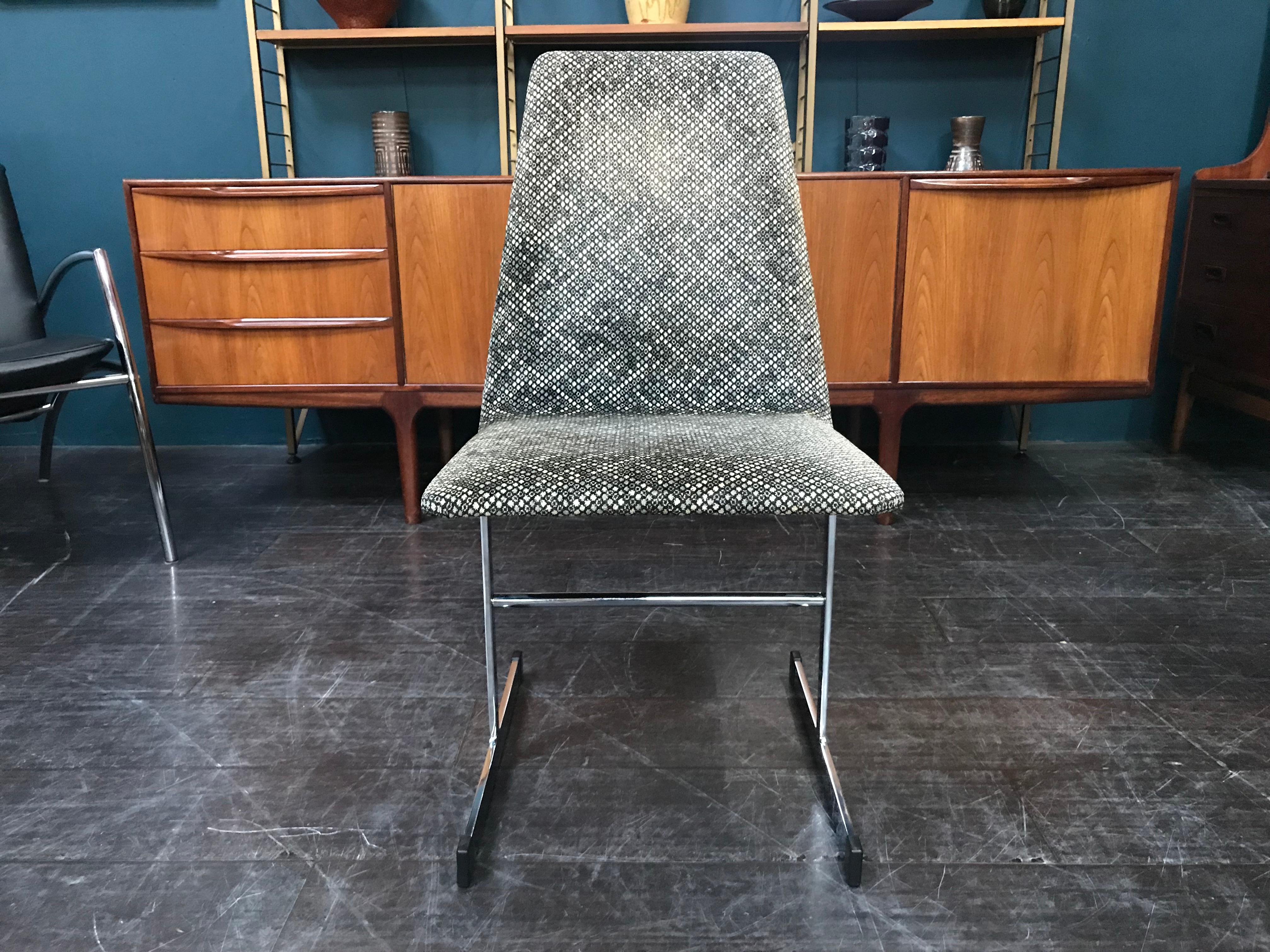 Set of 4 British 1970s Midcentury 'Lisse' Dining Chairs by Tim Bates for Pieff For Sale 6