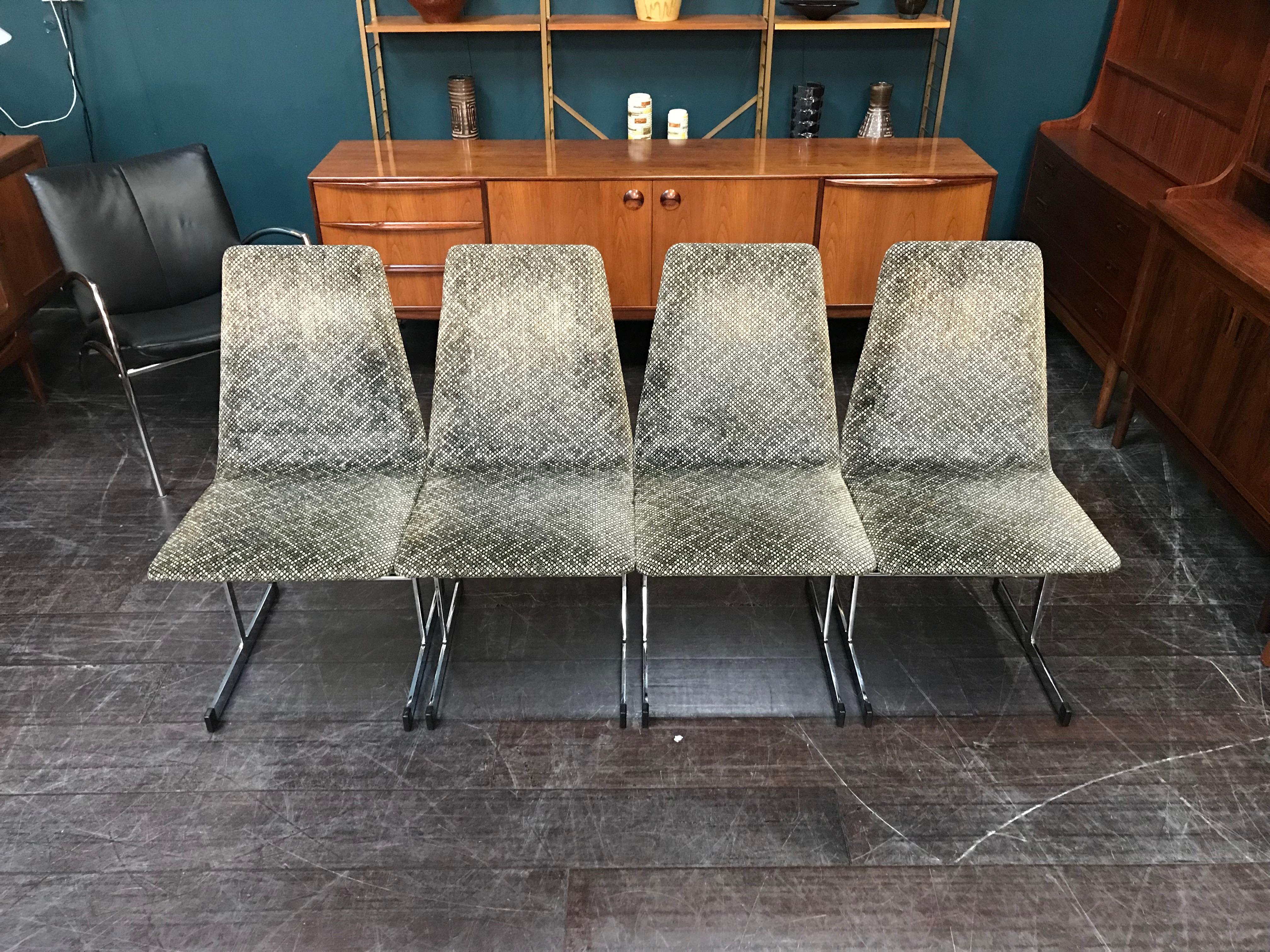 Set of 4 British 1970s Midcentury 'Lisse' Dining Chairs by Tim Bates for Pieff For Sale 8