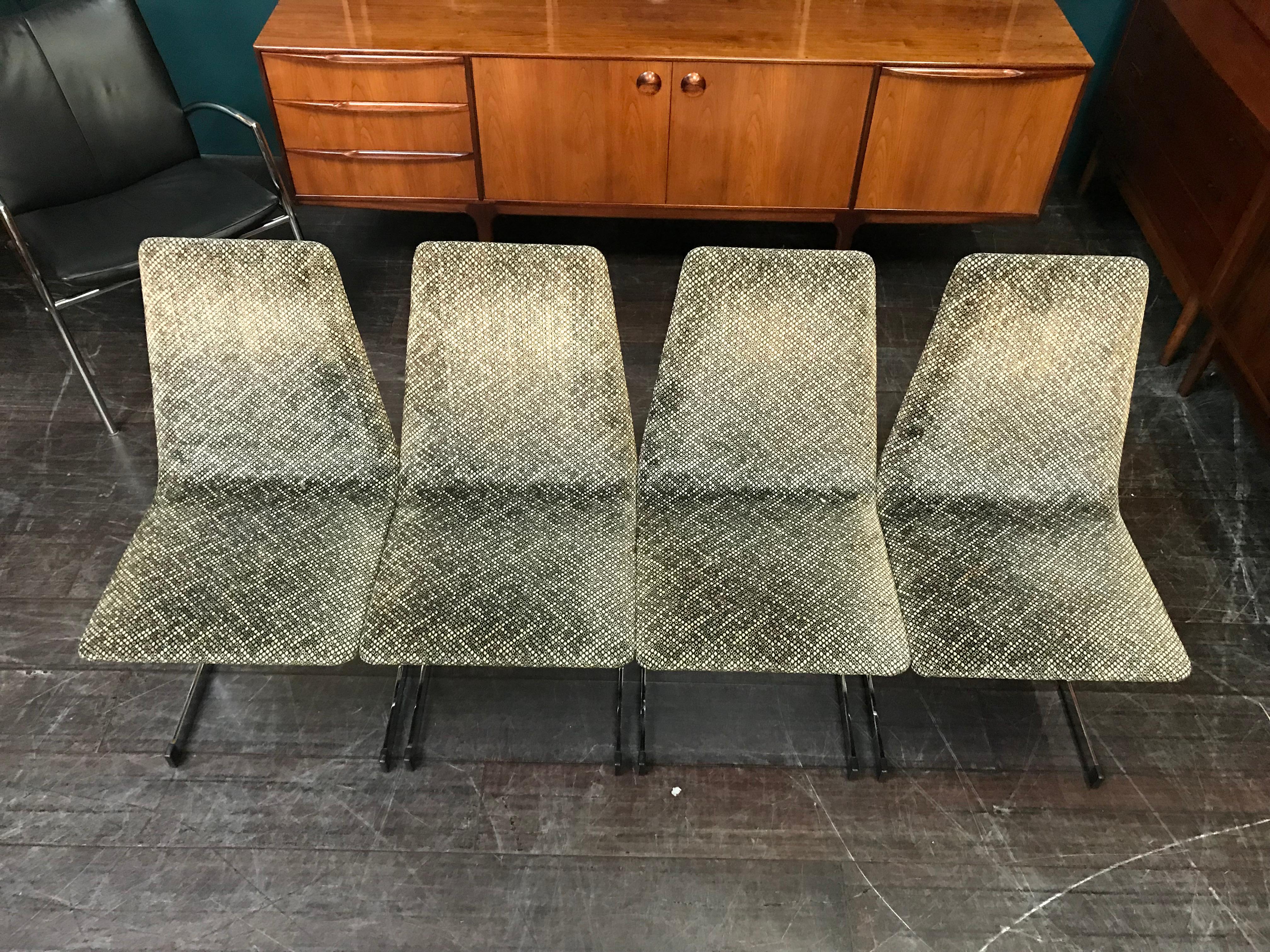 Set of 4 British 1970s Midcentury 'Lisse' Dining Chairs by Tim Bates for Pieff For Sale 11