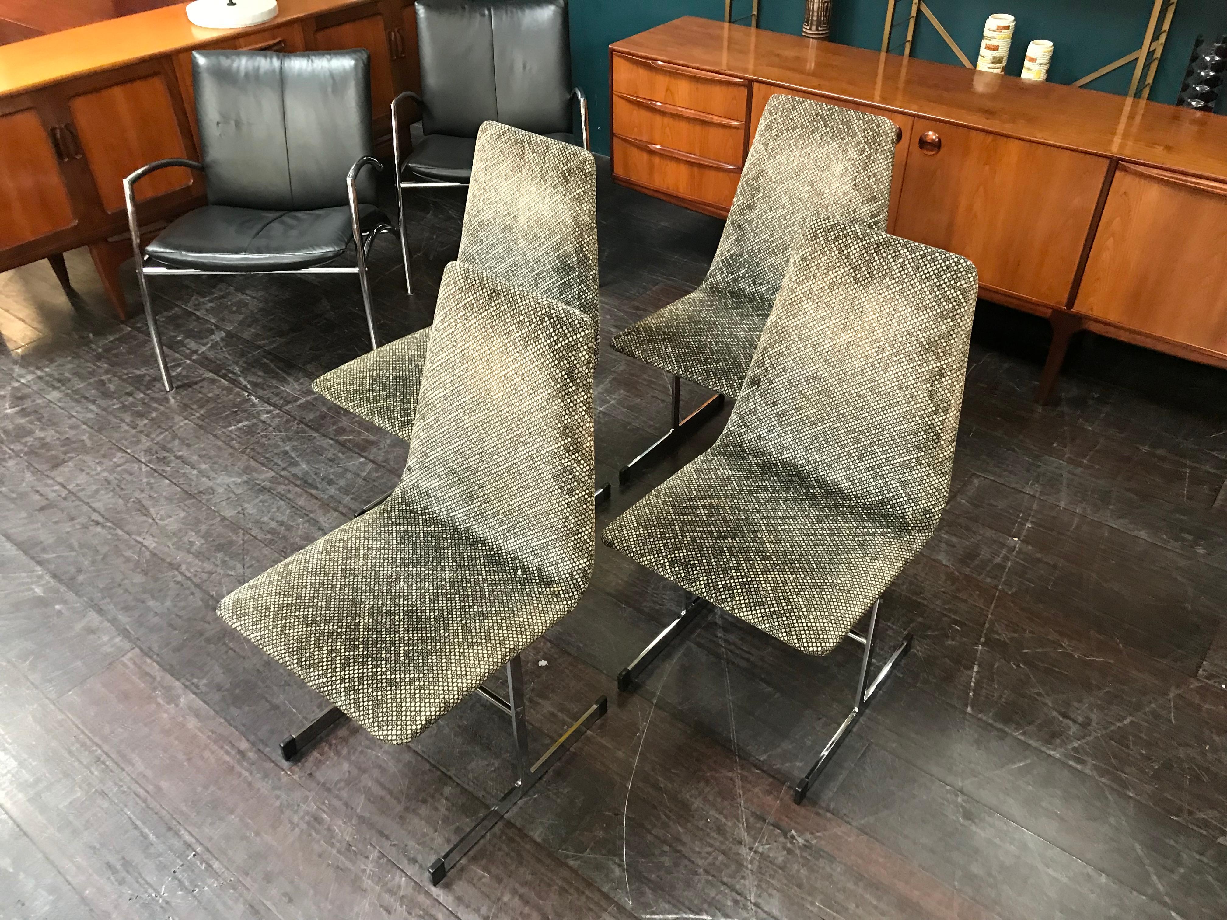Mid-Century Modern Set of 4 British 1970s Midcentury 'Lisse' Dining Chairs by Tim Bates for Pieff For Sale