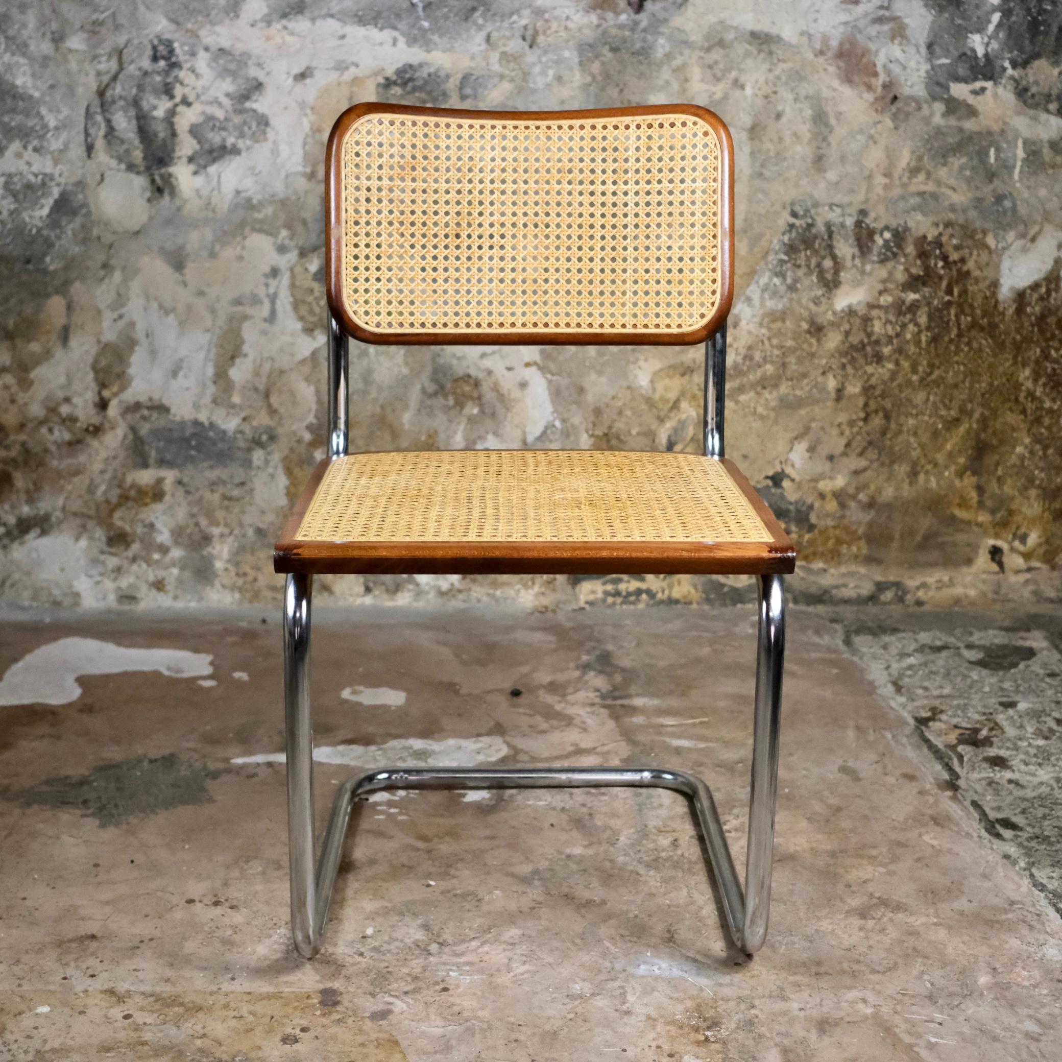 Mid-Century Modern Set of 4 brown Cesca chairs, designed by Marcel Breuer, 1970s