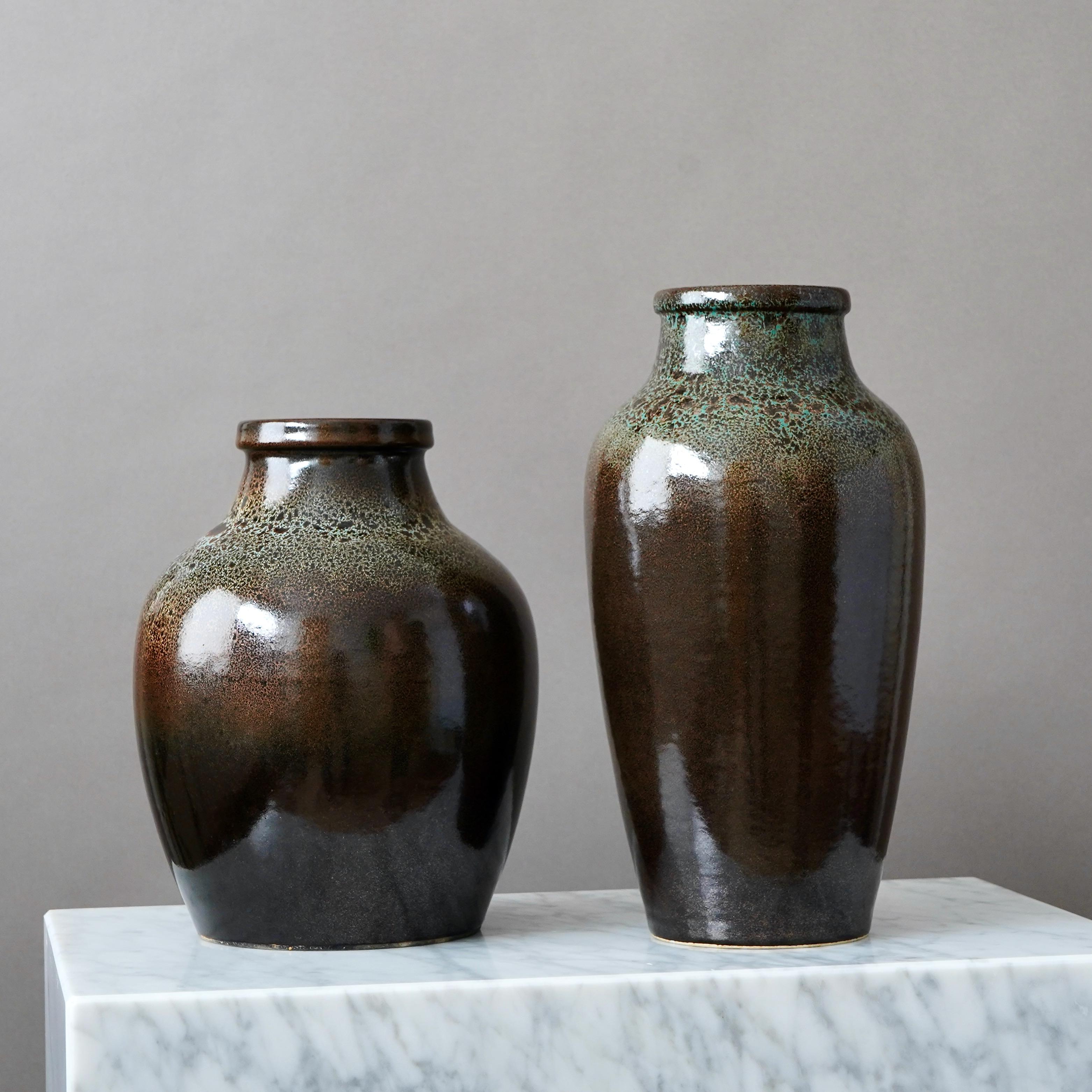 Set of 4 Brown Stoneware Vases by Yngve Blixt, Höganäs, Sweden, 1970s In Good Condition For Sale In Malmö, SE