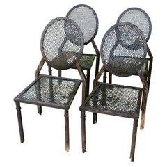 Satz von 4 Brutalist Iron Stacking Dining/Garden Chairs Tolle Stücke