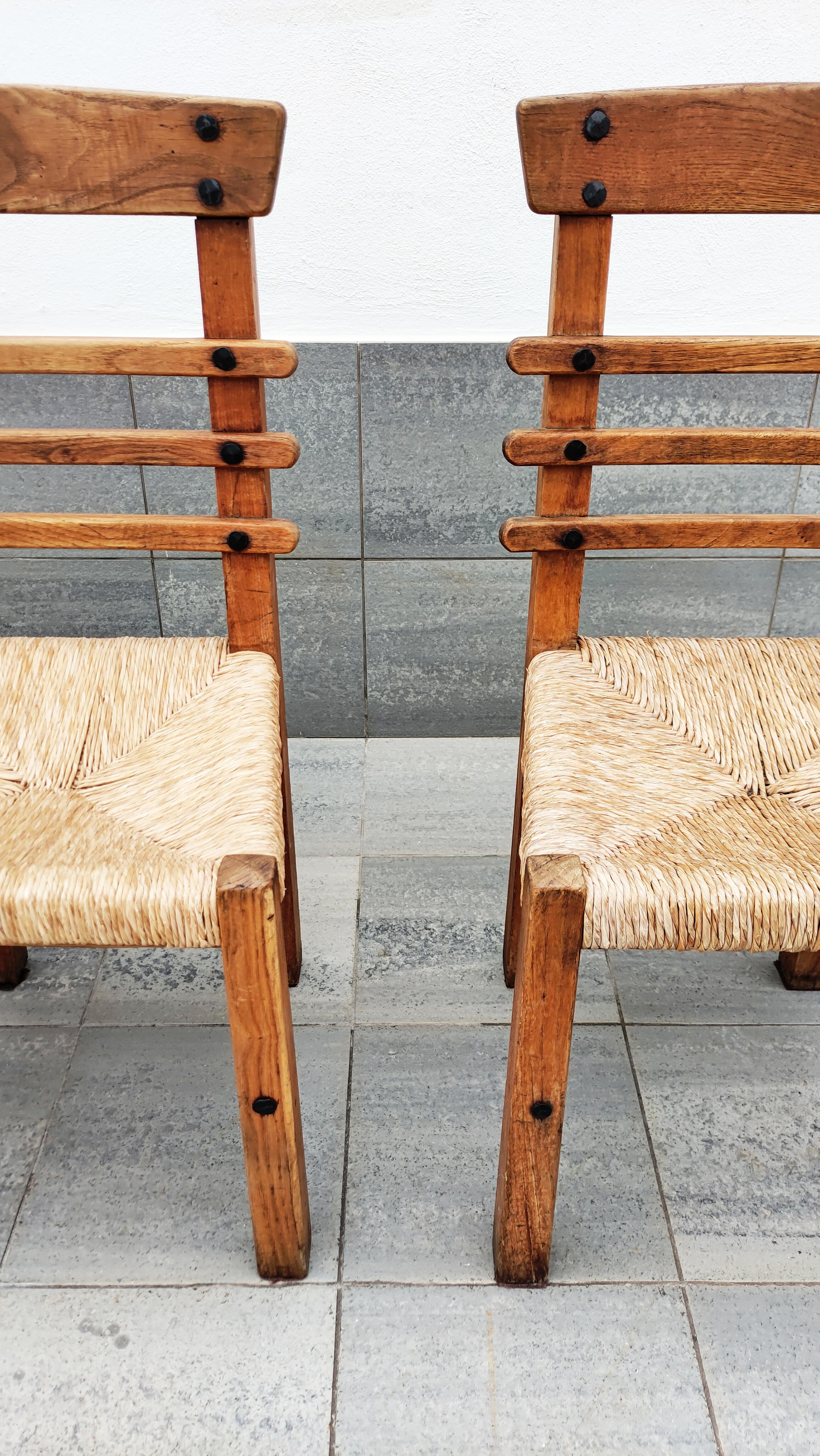 Set of 4 Brutalist Oak and Straw Dining Chairs, Spain, 1950 10