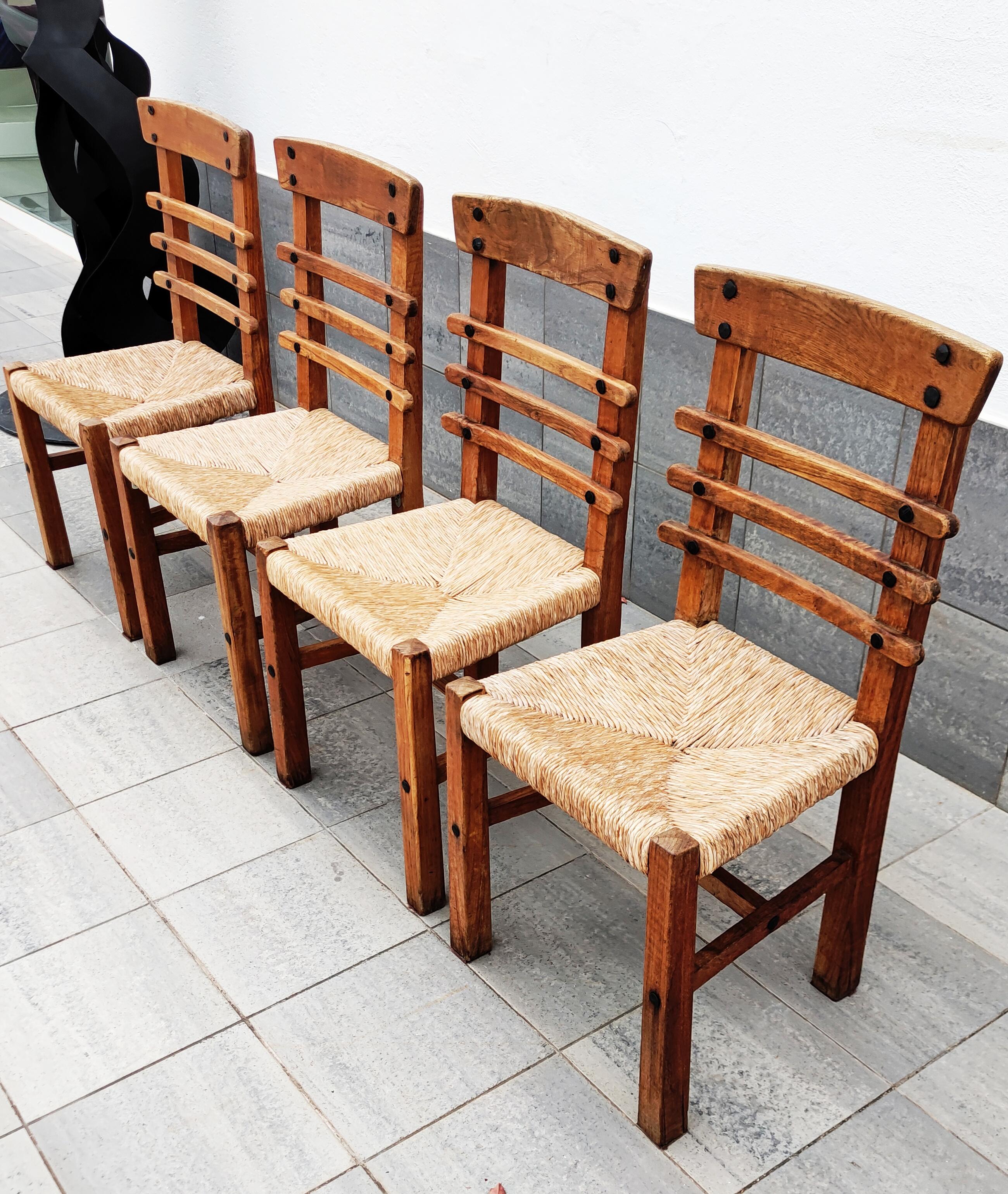 Spanish Set of 4 Brutalist Oak and Straw Dining Chairs, Spain, 1950