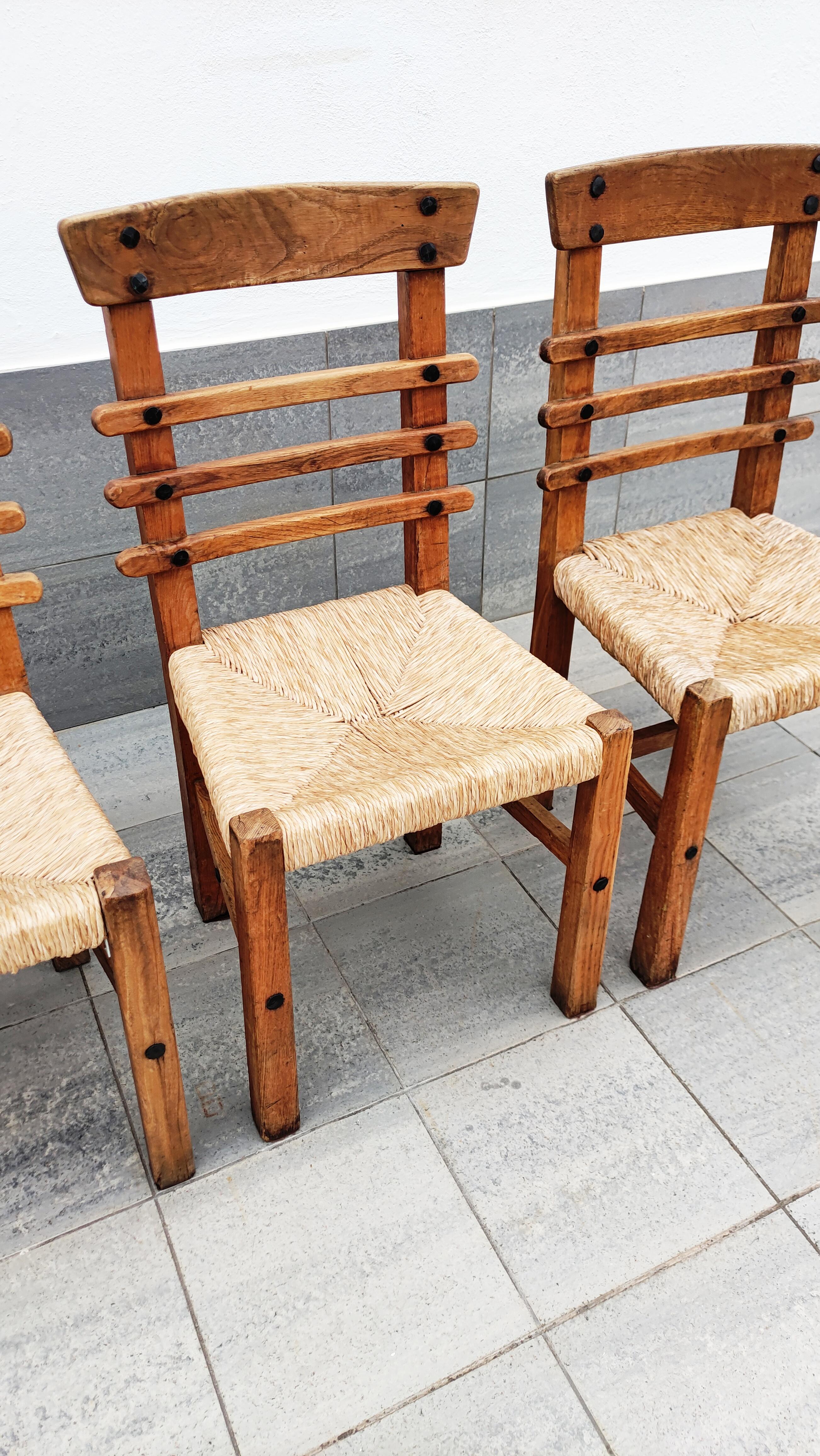 20th Century Set of 4 Brutalist Oak and Straw Dining Chairs, Spain, 1950