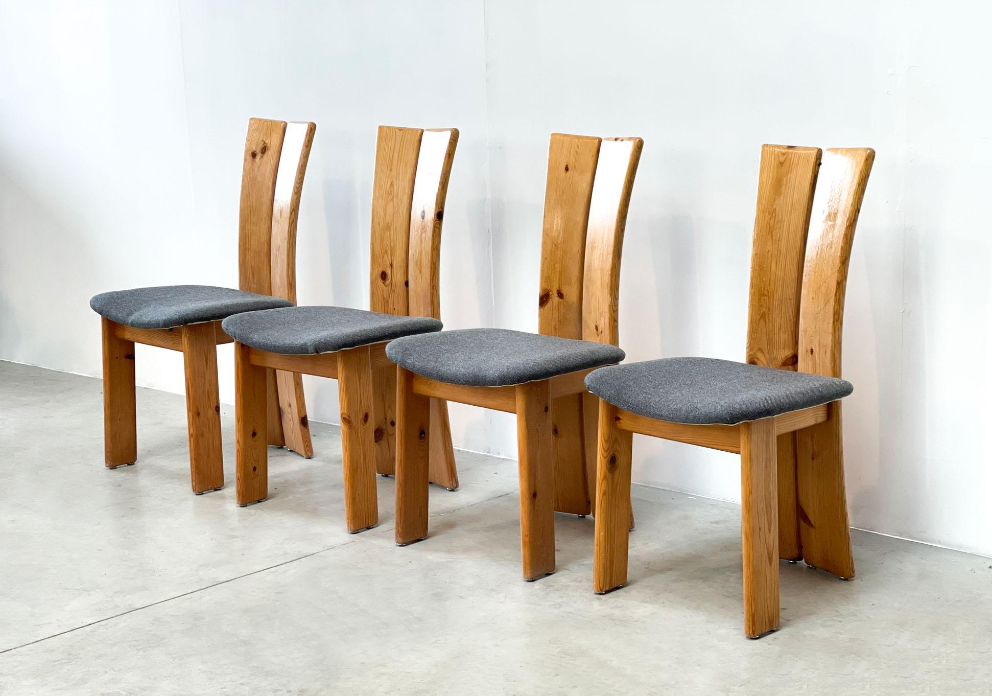 European Set of 4 Brutalist Oak Chairs For Sale