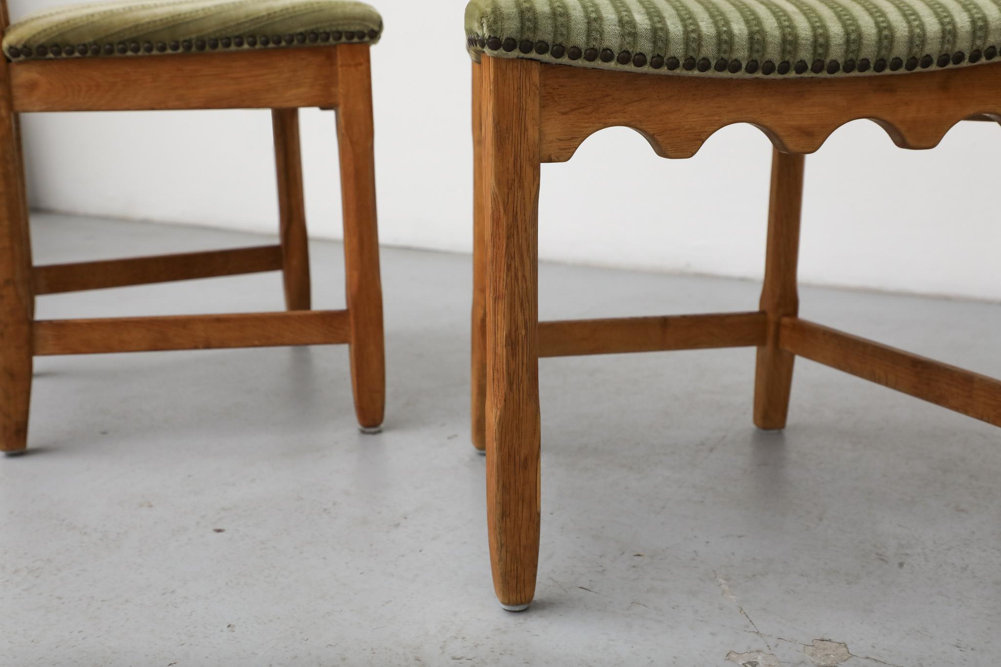 Set of 4 Brutalist Oak Decorative Back Dining Chairs by Henning Kjaernulf For Sale 2