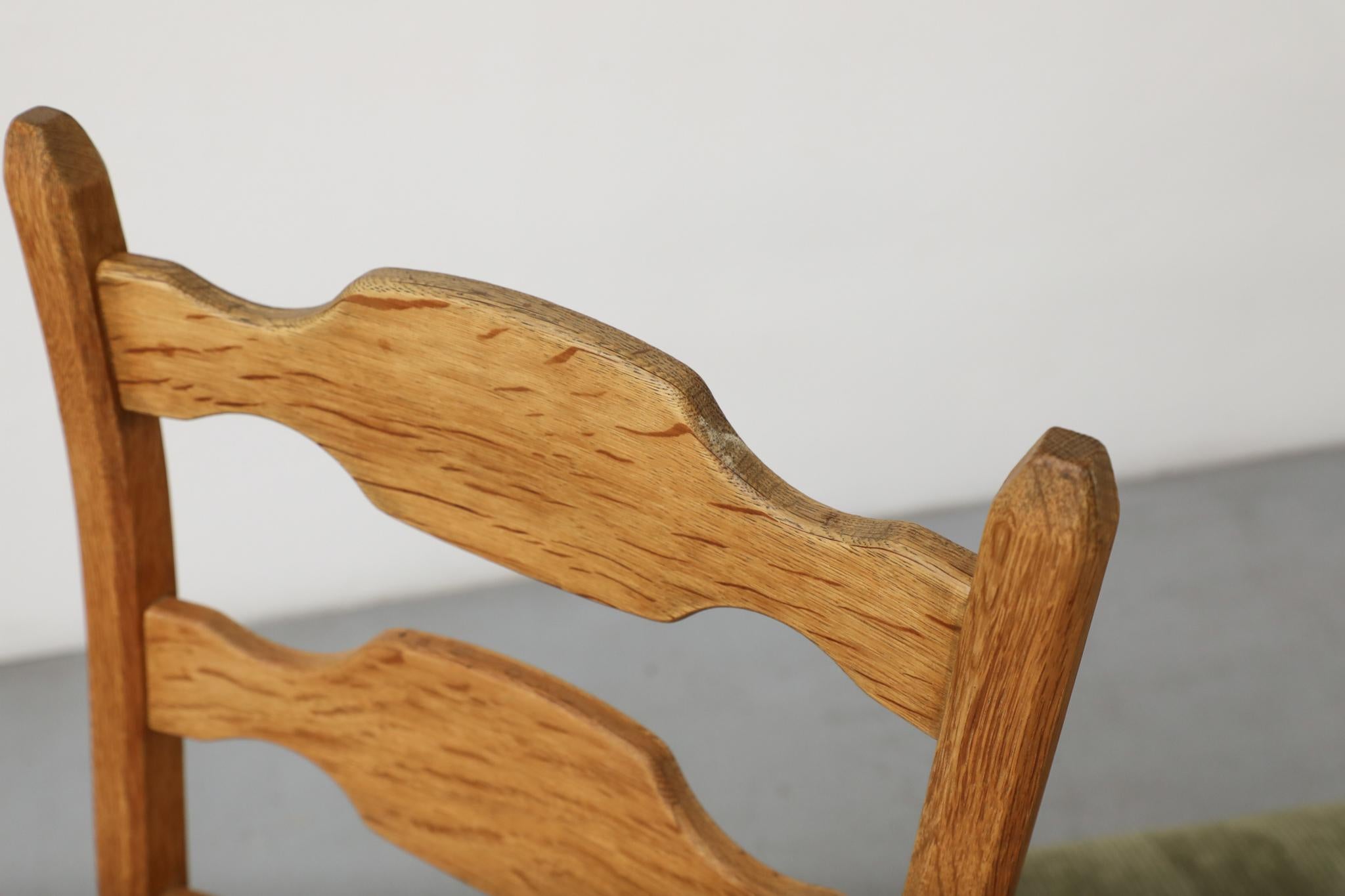 Set of 4 Brutalist Oak Decorative Back Dining Chairs by Henning Kjaernulf For Sale 2