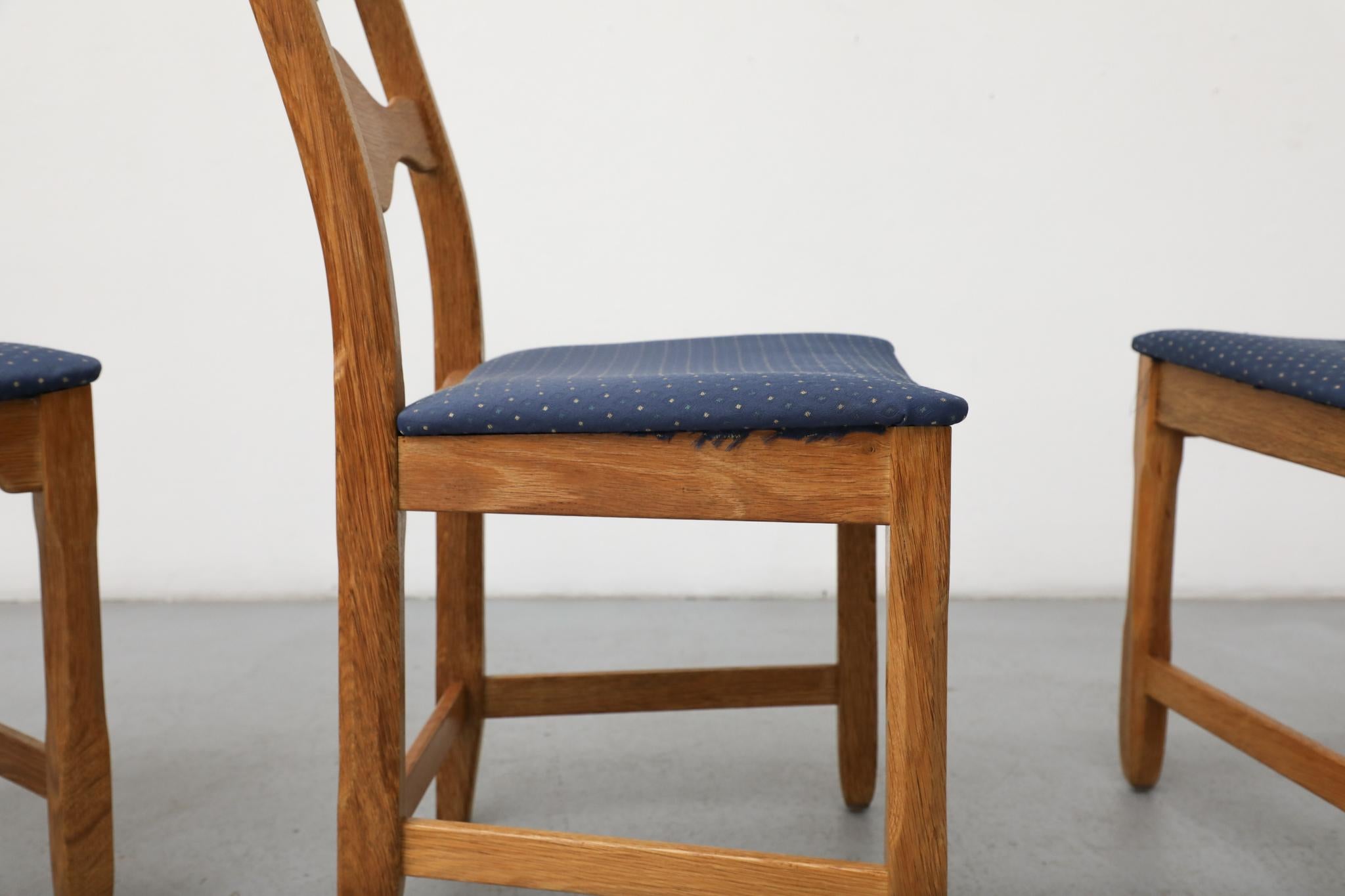 Set of 4 Brutalist Oak Decorative Back Dining Chairs by Henning Kjaernulf For Sale 3