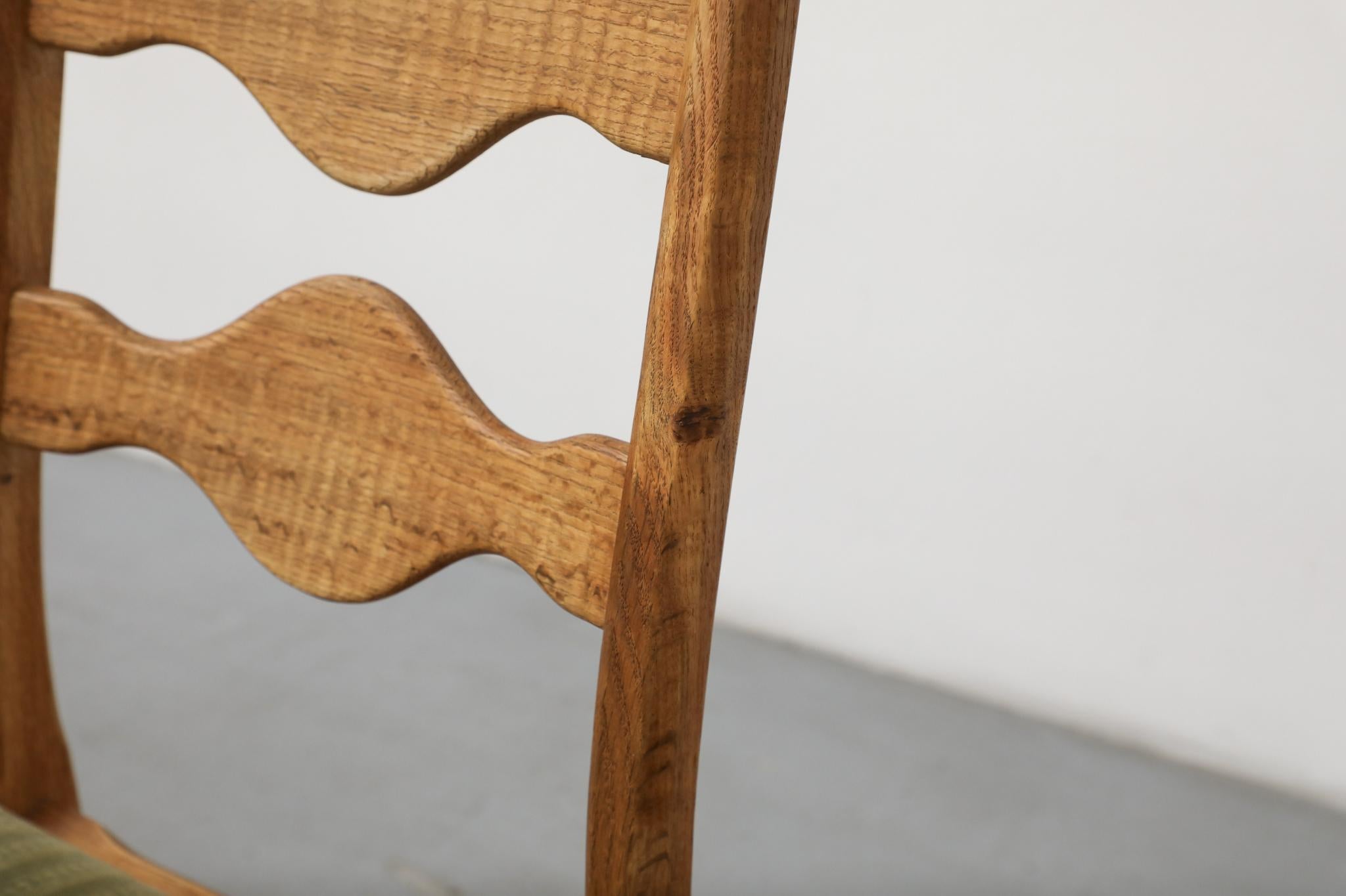 Set of 4 Brutalist Oak Decorative Back Dining Chairs by Henning Kjaernulf For Sale 5