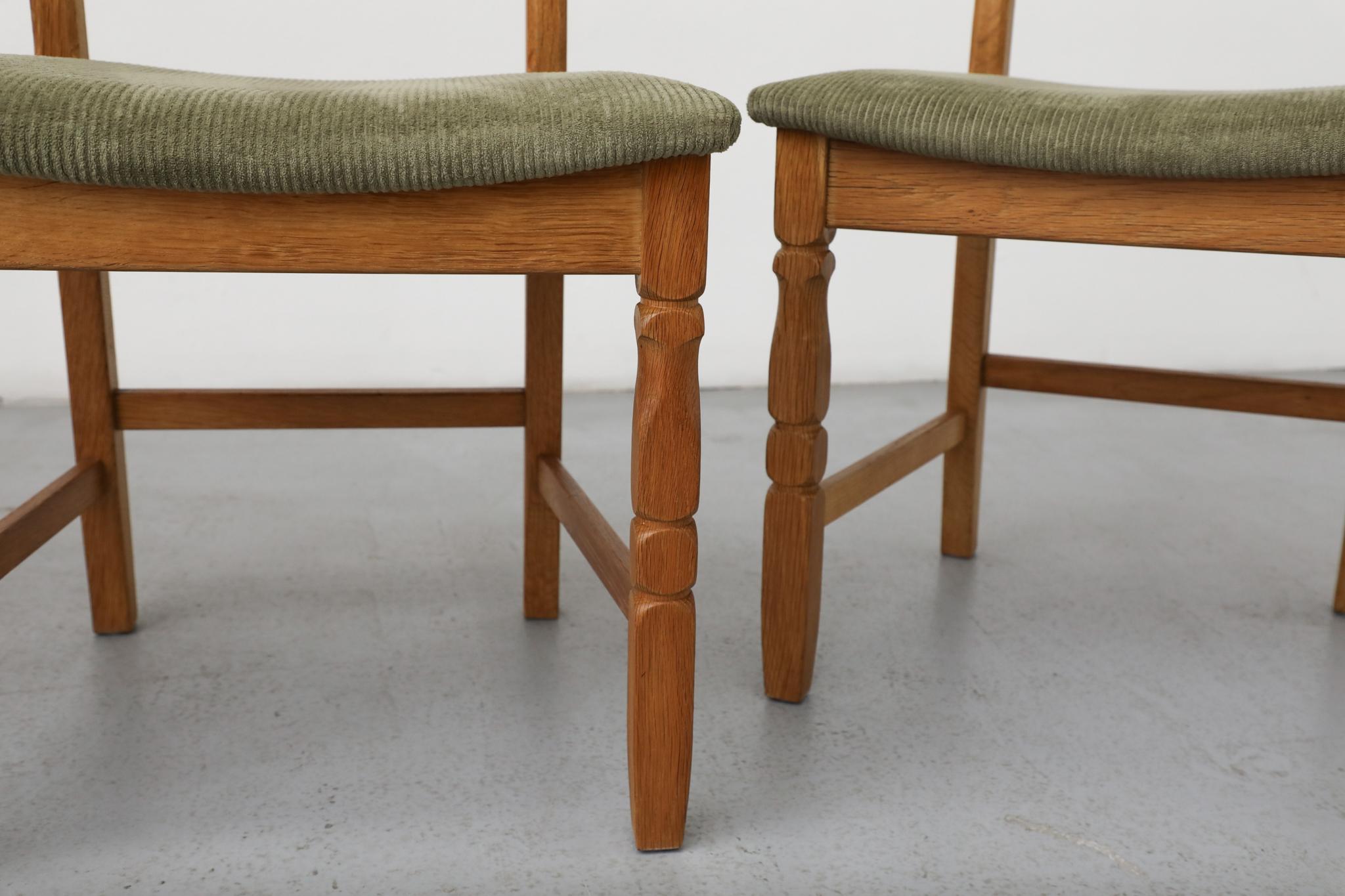Set of 4 Brutalist Oak Decorative Back Dining Chairs by Henning Kjaernulf For Sale 7