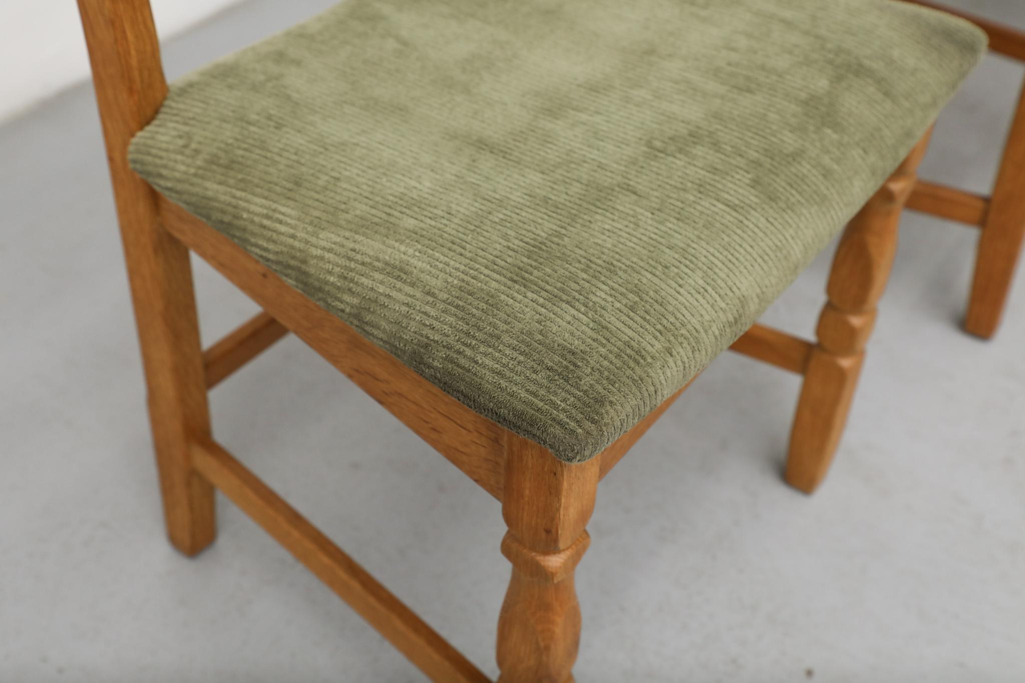 Set of 4 Brutalist Oak Decorative Back Dining Chairs by Henning Kjaernulf For Sale 9