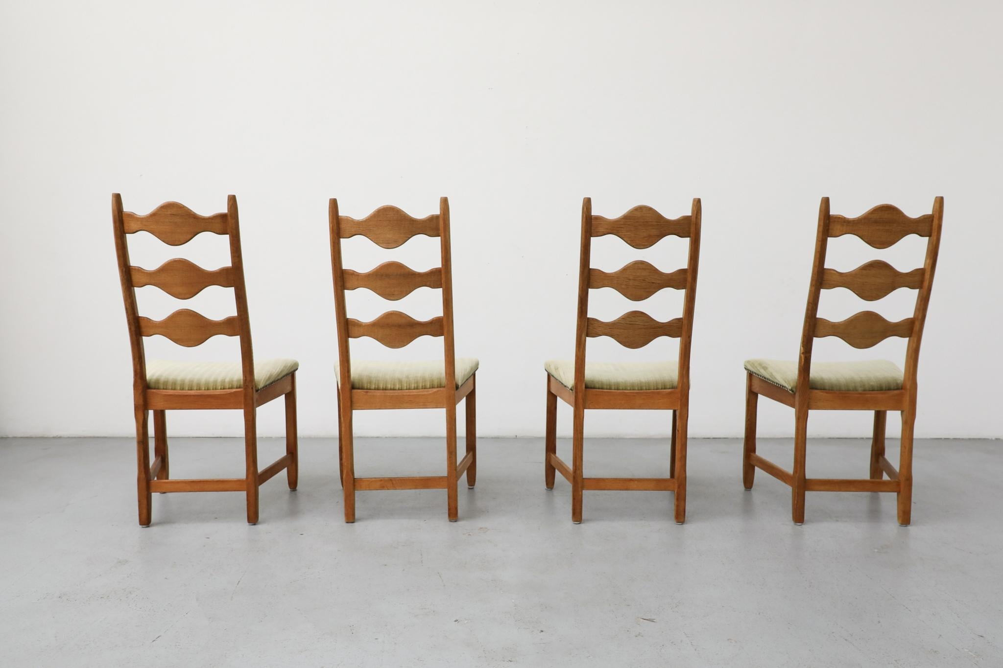 Set of 4 Brutalist Oak Decorative Back Dining Chairs by Henning Kjaernulf In Good Condition For Sale In Los Angeles, CA