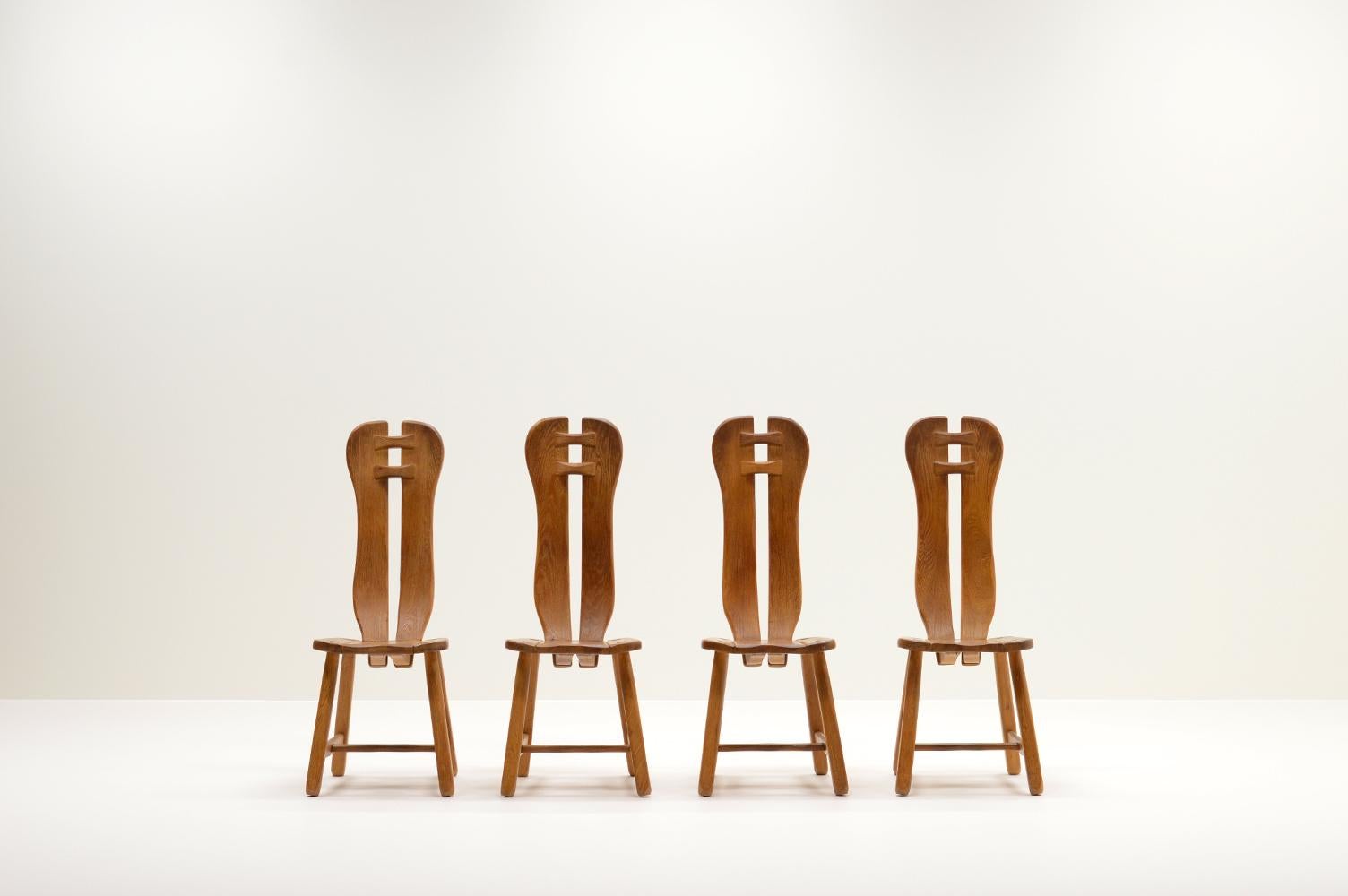 Belgian Set of 4 Brutalist Oak Dining Chairs Made by Kunstmeubelen De Puydt, Belgium 70s For Sale