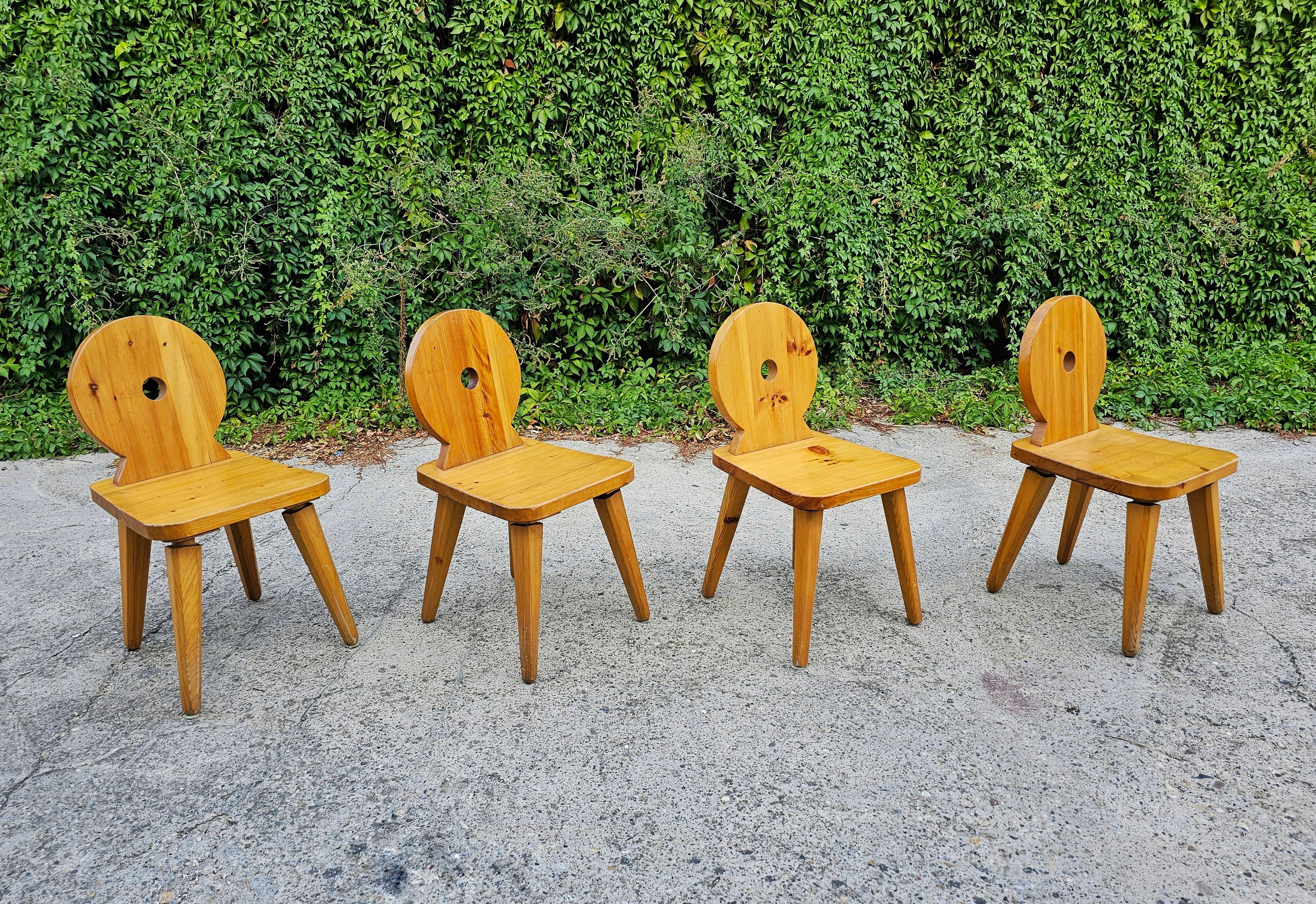 In this listing you will find a set of 4 very rare Brutalist dining chairs done in solid pine. These sculptural chairs have striking design attr. to Gilbert Marklund.  Made in Sweden in 1970s.

Very good vintage condition with some signs of time and