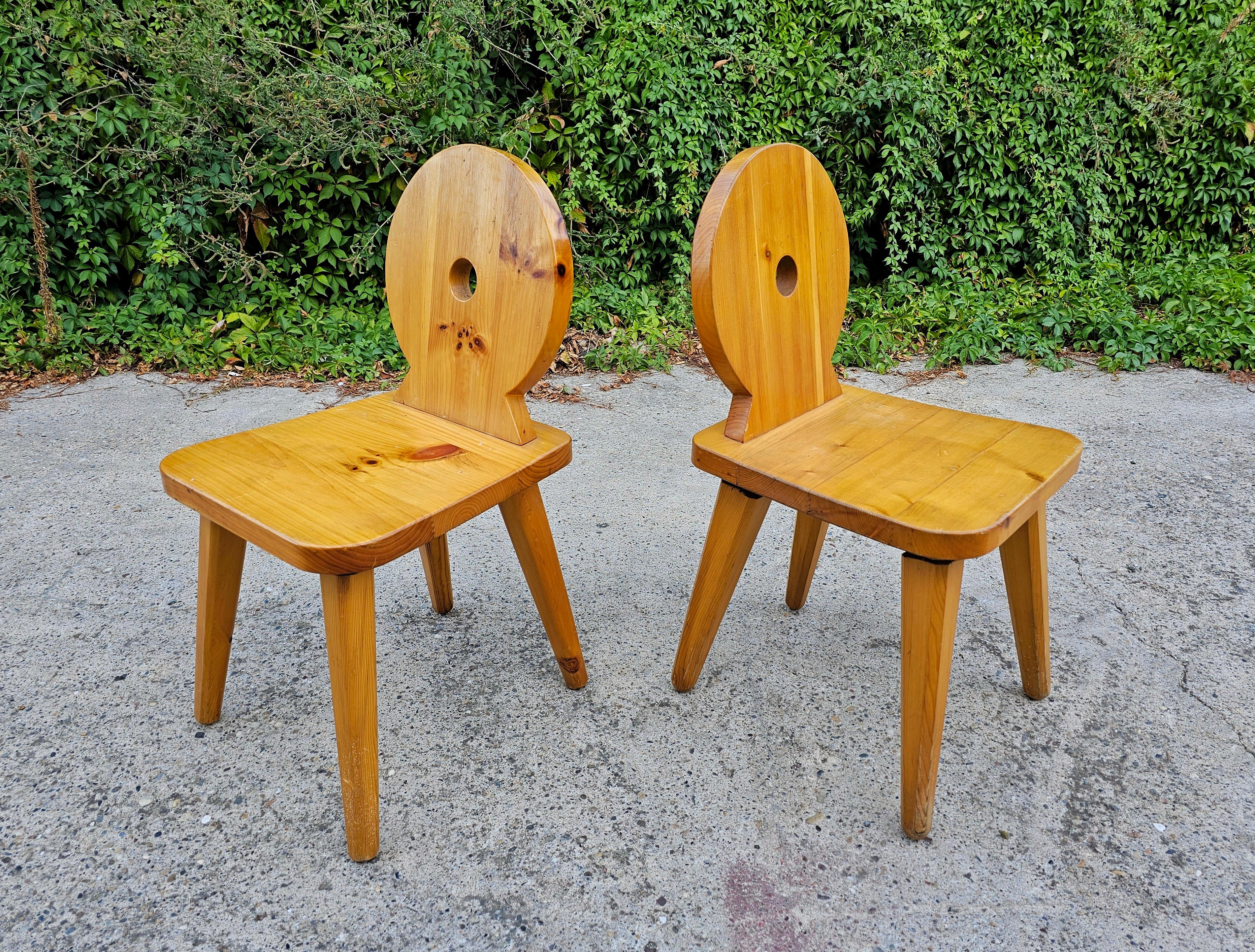 Swedish Set of 4 Brutalist Sculptiral Chairs done in pine, attr. to Gilbert Marklund For Sale