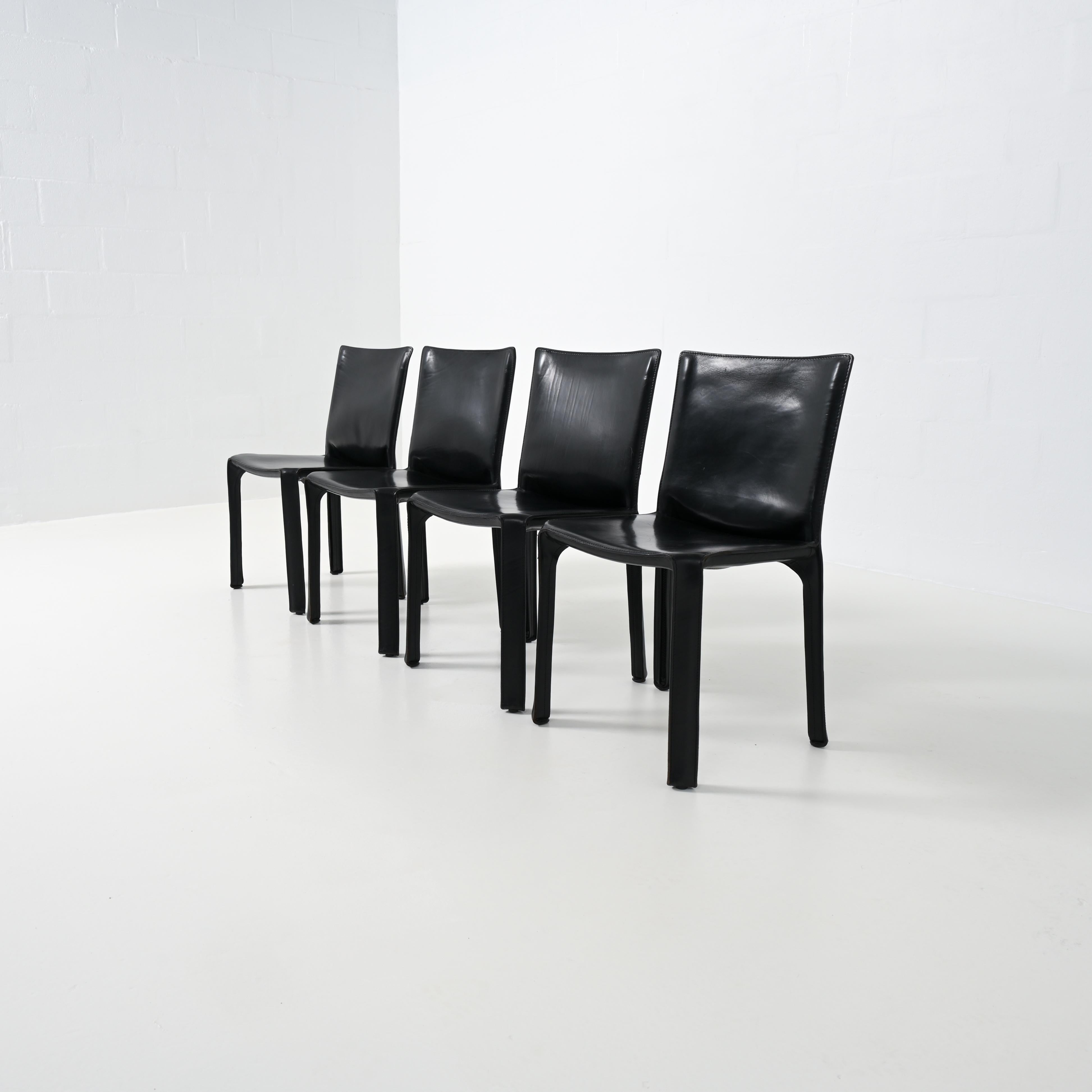 Mid-Century Modern Set of 4 CAB Chairs by Mario Bellini for Cassina For Sale