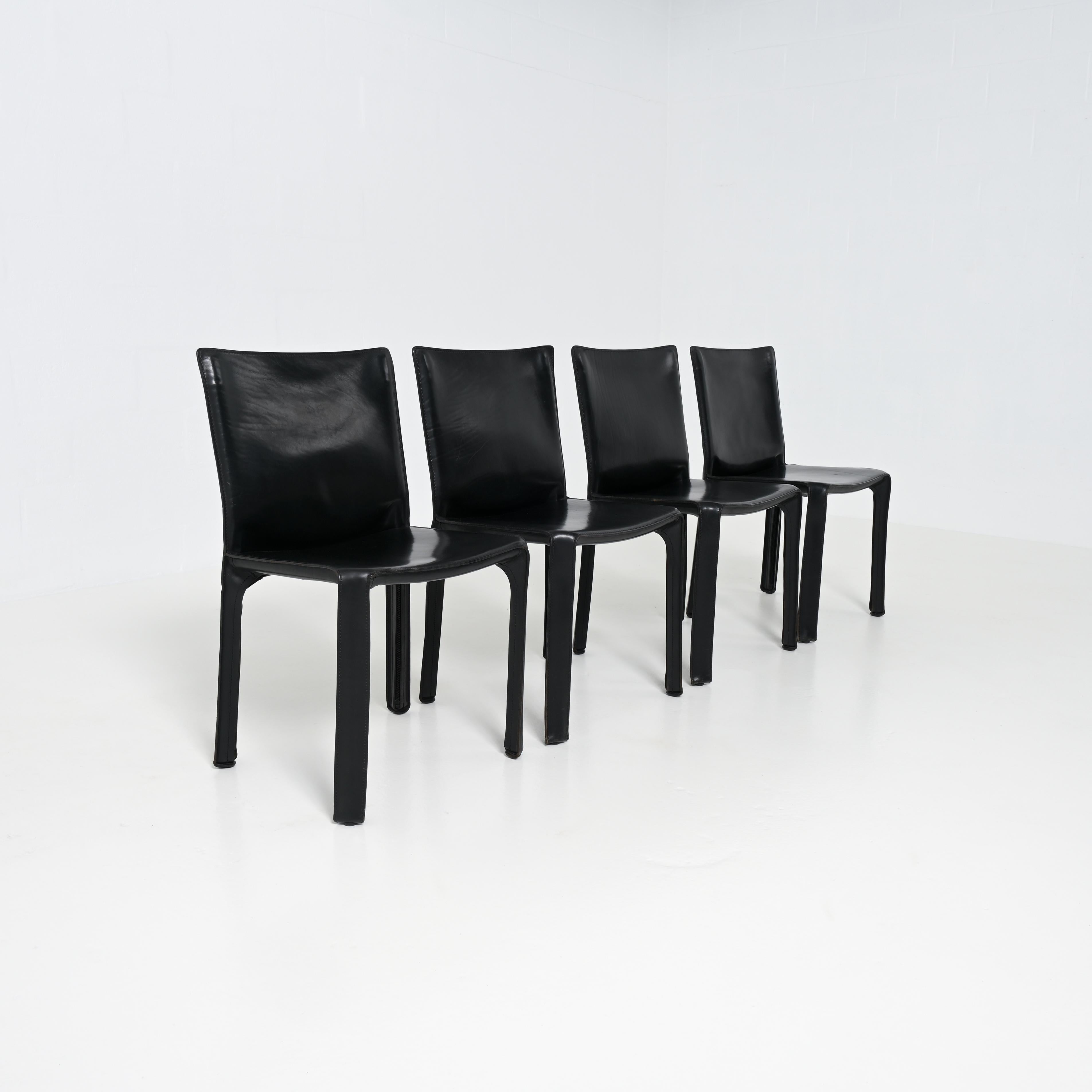 Mid-Century Modern Set of 4 CAB Chairs by Mario Bellini for Cassina For Sale