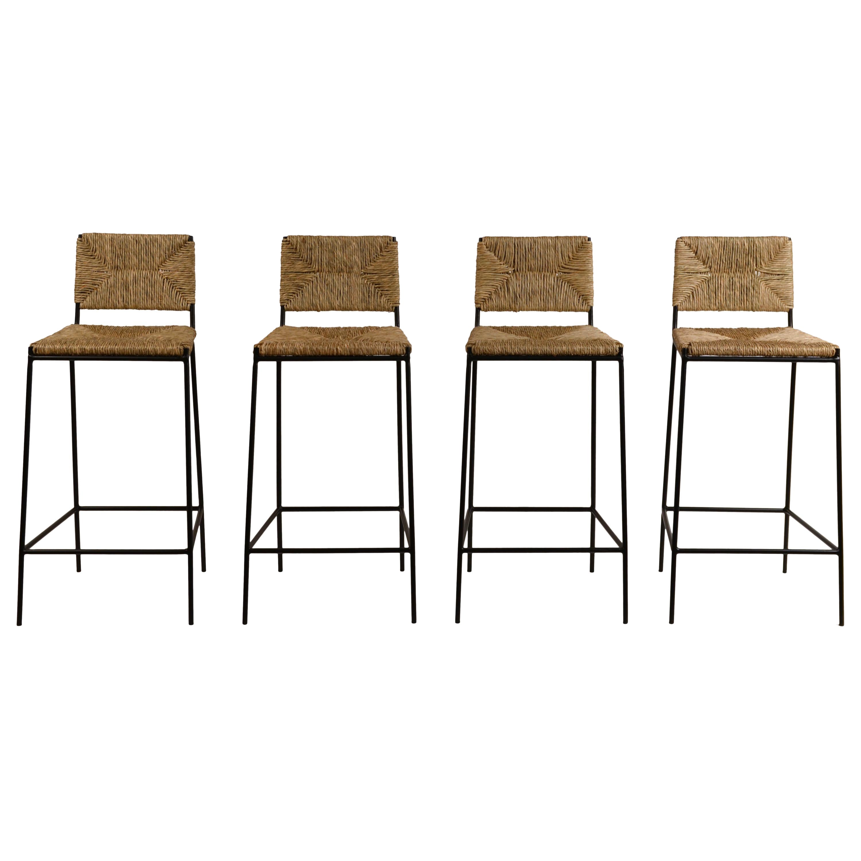 4er-Set 'Campagne' Thekenhocker aus Stahl und Rush von Design Frères im Angebot