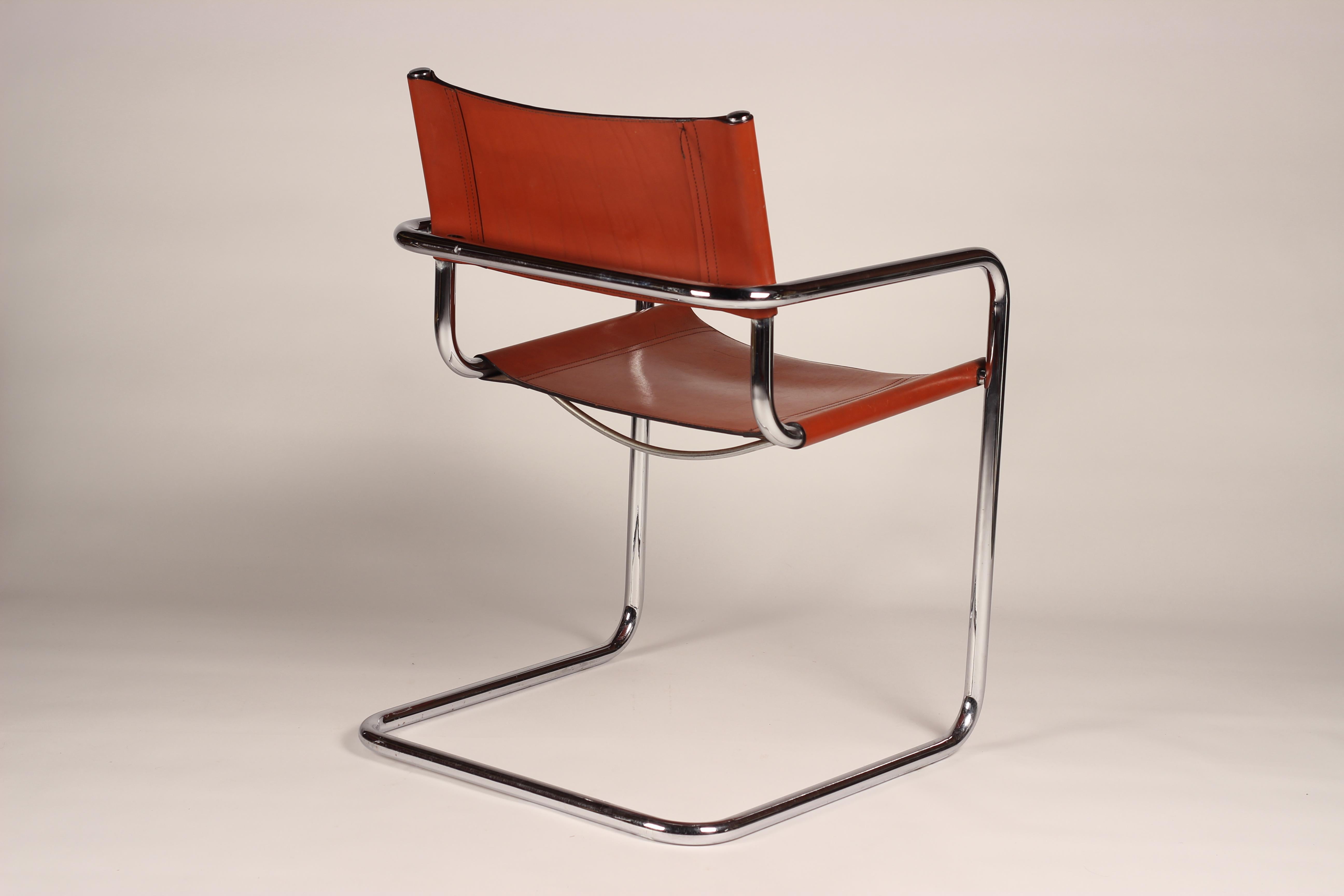 Set of 4 Cantilevered Cognac Leather and Chrome Armchairs After Mart Stam In Good Condition In London, GB